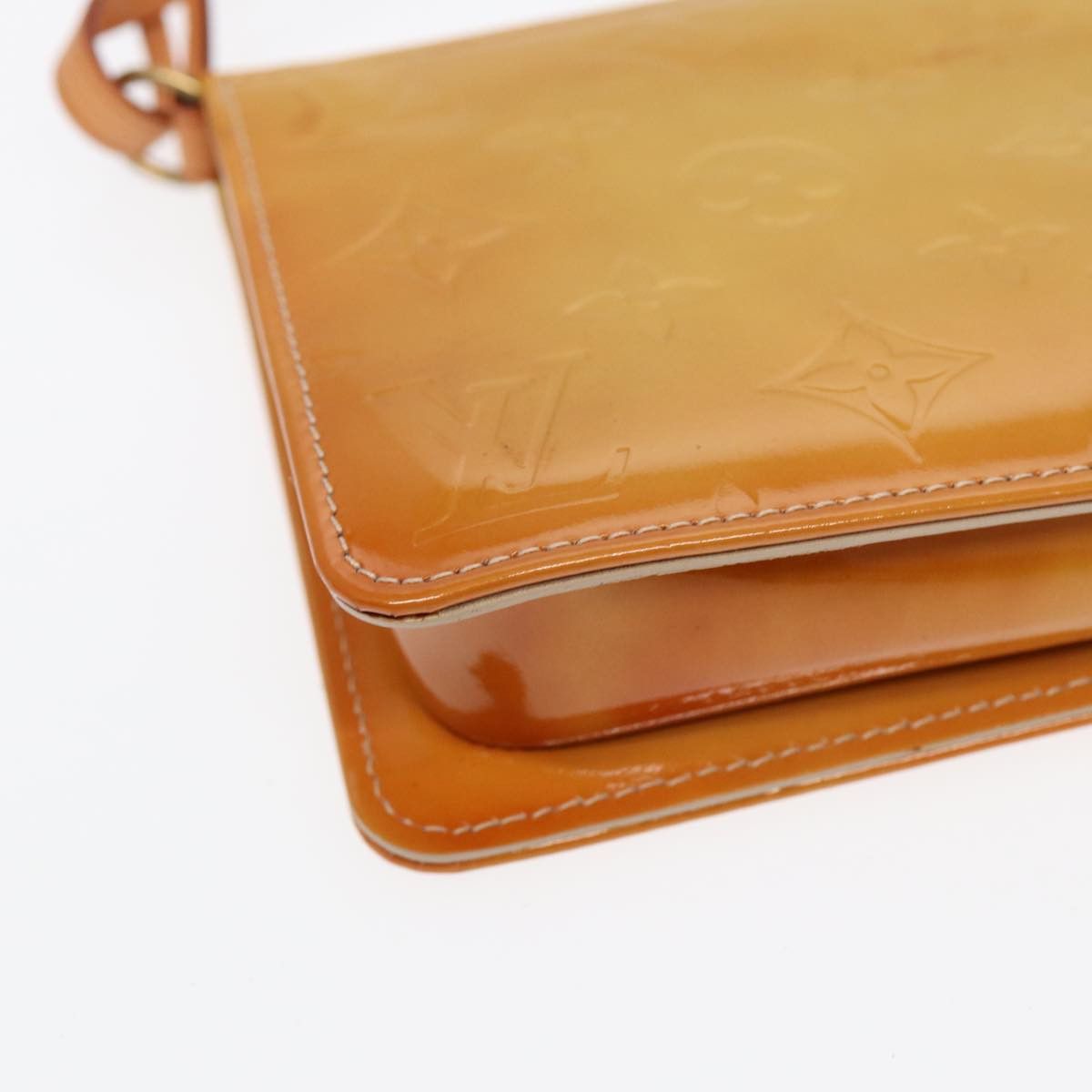 Louis Vuitton Lexington Beige Patent Leather Clutch Bag (Pre-Owned) Size ONE SIZE - 9 Thumbnail