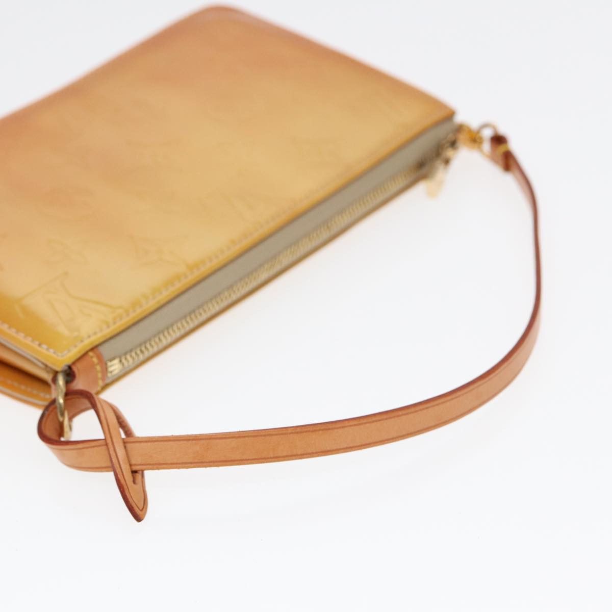 Louis Vuitton Lexington Beige Patent Leather Clutch Bag (Pre-Owned) Size ONE SIZE - 5 Thumbnail