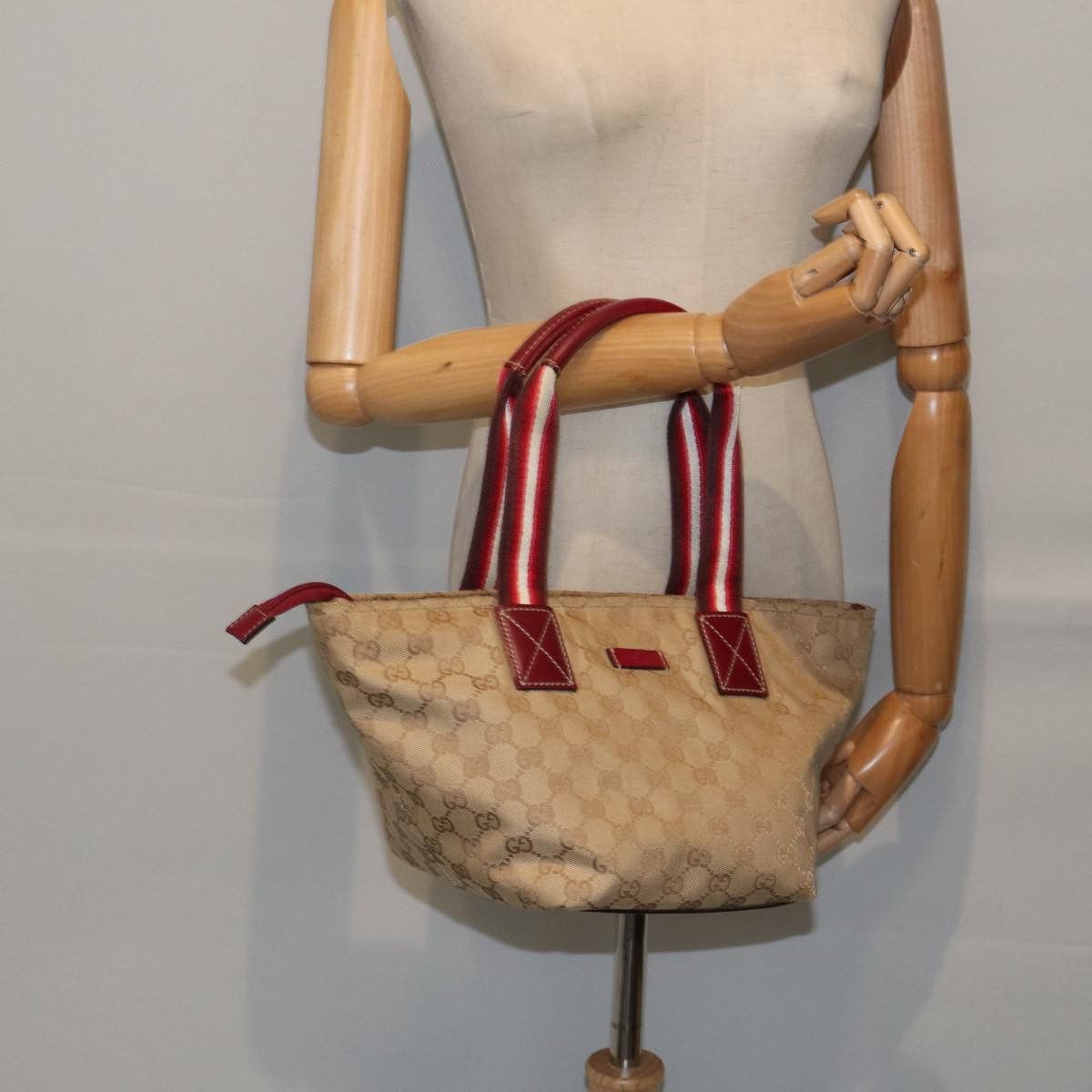Gucci Sherry Beige Canvas Shoulder Bag (Pre-Owned) Size ONE SIZE - 10 Thumbnail