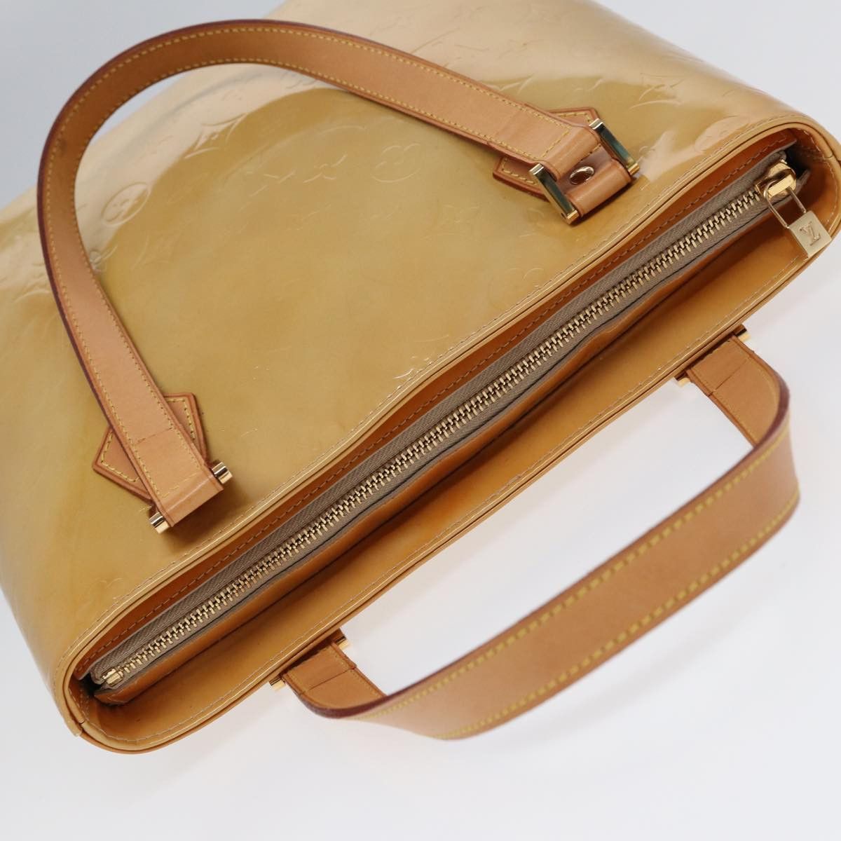 Louis Vuitton Houston Beige Patent Leather Handbag (Pre-Owned) Size ONE SIZE - 11 Thumbnail
