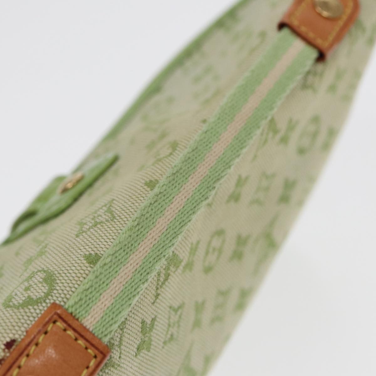 Louis Vuitton Marie Green Canvas Clutch Bag (Pre-Owned) Size ONE SIZE - 18 Thumbnail