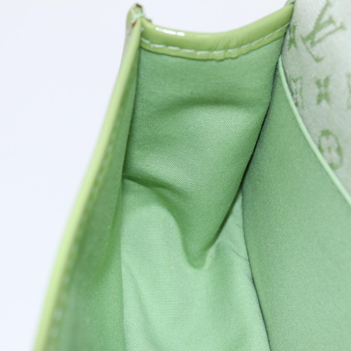 Louis Vuitton Marie Green Canvas Clutch Bag (Pre-Owned) Size ONE SIZE - 17 Thumbnail