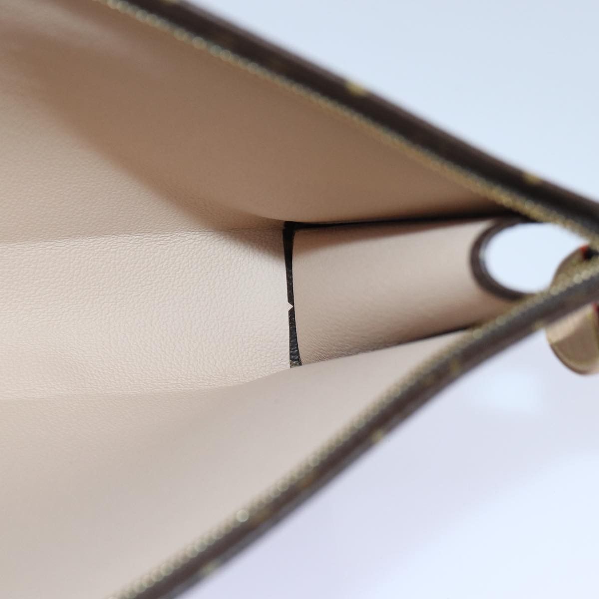 Louis Vuitton Poche Toilette Brown Canvas Clutch Bag (Pre-Owned) Size ONE SIZE - 17 Thumbnail