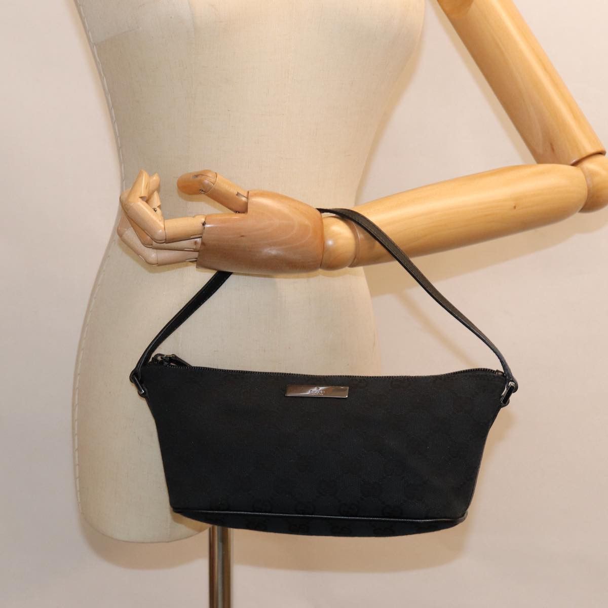 Gucci Gg Canvas Black Canvas Clutch Bag (Pre-Owned) Size ONE SIZE - 14 Thumbnail