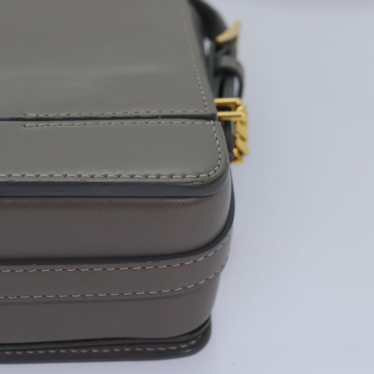 Burberry Grey Patent Leather Shoulder Bag (Pre-Owned) Size ONE SIZE - 7 Thumbnail