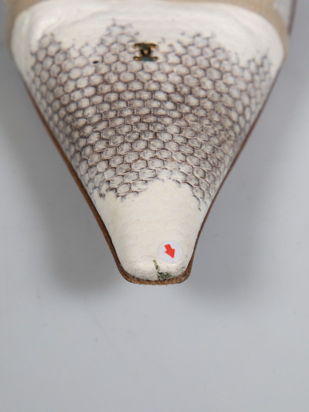 Chanel Snakeskin Print Leather Pointed Toe Heels Size US 9.5 / IT 39.5 - 8 Thumbnail