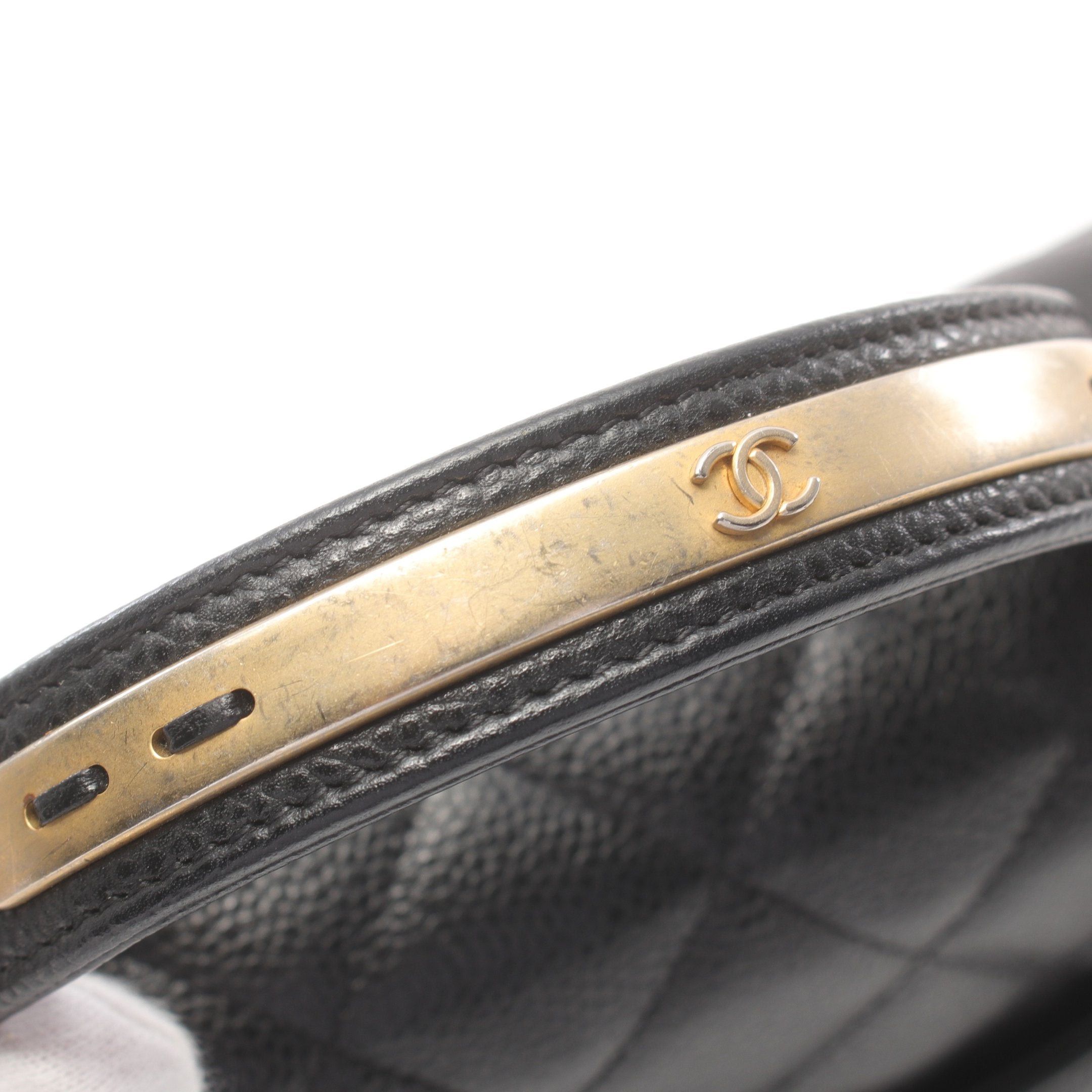 Chanel Chanel Matelasse Chain Shoulder Bag Caviar Skin Black Gold Hardware Size ONE SIZE - 9 Thumbnail