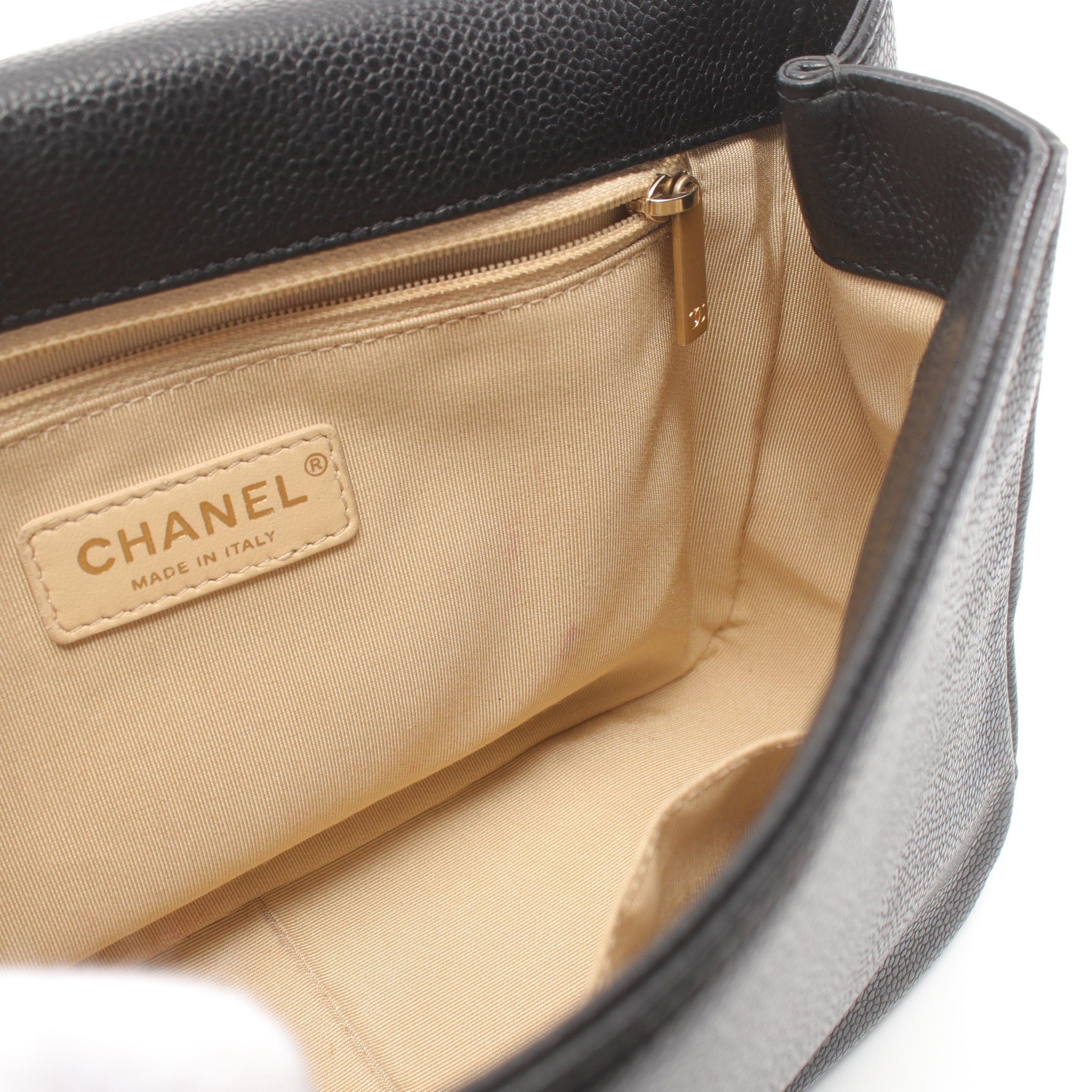 Chanel Chanel Matelasse Chain Shoulder Bag Caviar Skin Black Gold Hardware Size ONE SIZE - 6 Thumbnail