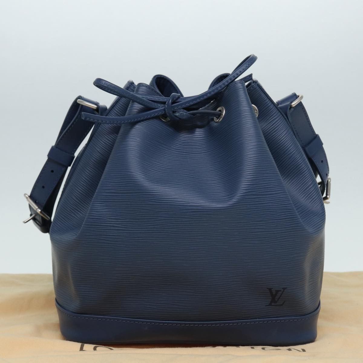 Louis Vuitton Noe Blue Leather Shoulder Bag (Pre-Owned) Size ONE SIZE - 15 Thumbnail