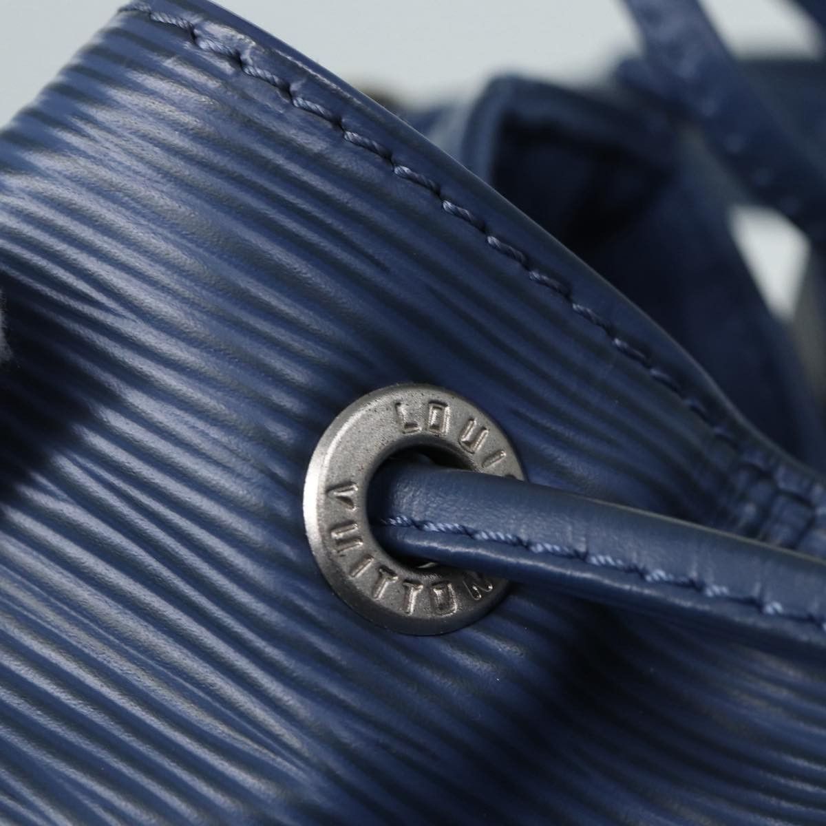 Louis Vuitton Noe Blue Leather Shoulder Bag (Pre-Owned) Size ONE SIZE - 11 Thumbnail