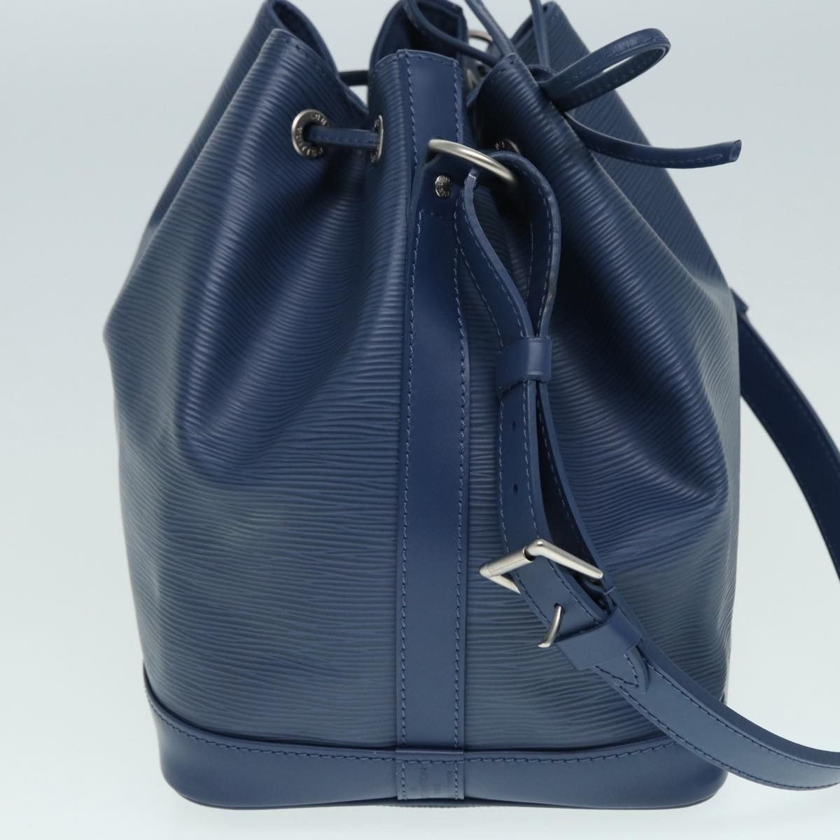 Louis Vuitton Noe Blue Leather Shoulder Bag (Pre-Owned) Size ONE SIZE - 4 Thumbnail