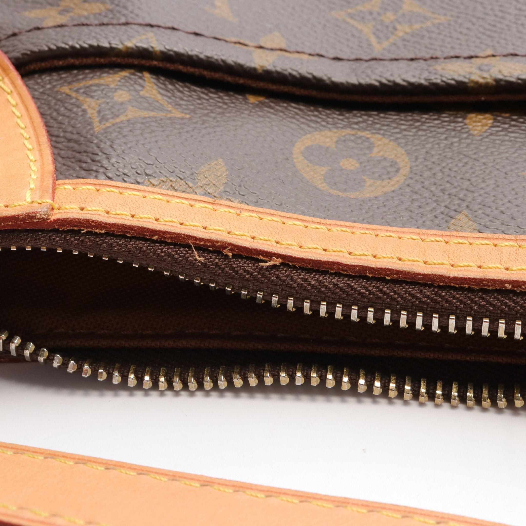 Louis Vuitton Louis Vuitton Odeon Pm Monogram Shoulder Bag Leather Brown Size ONE SIZE - 8 Thumbnail