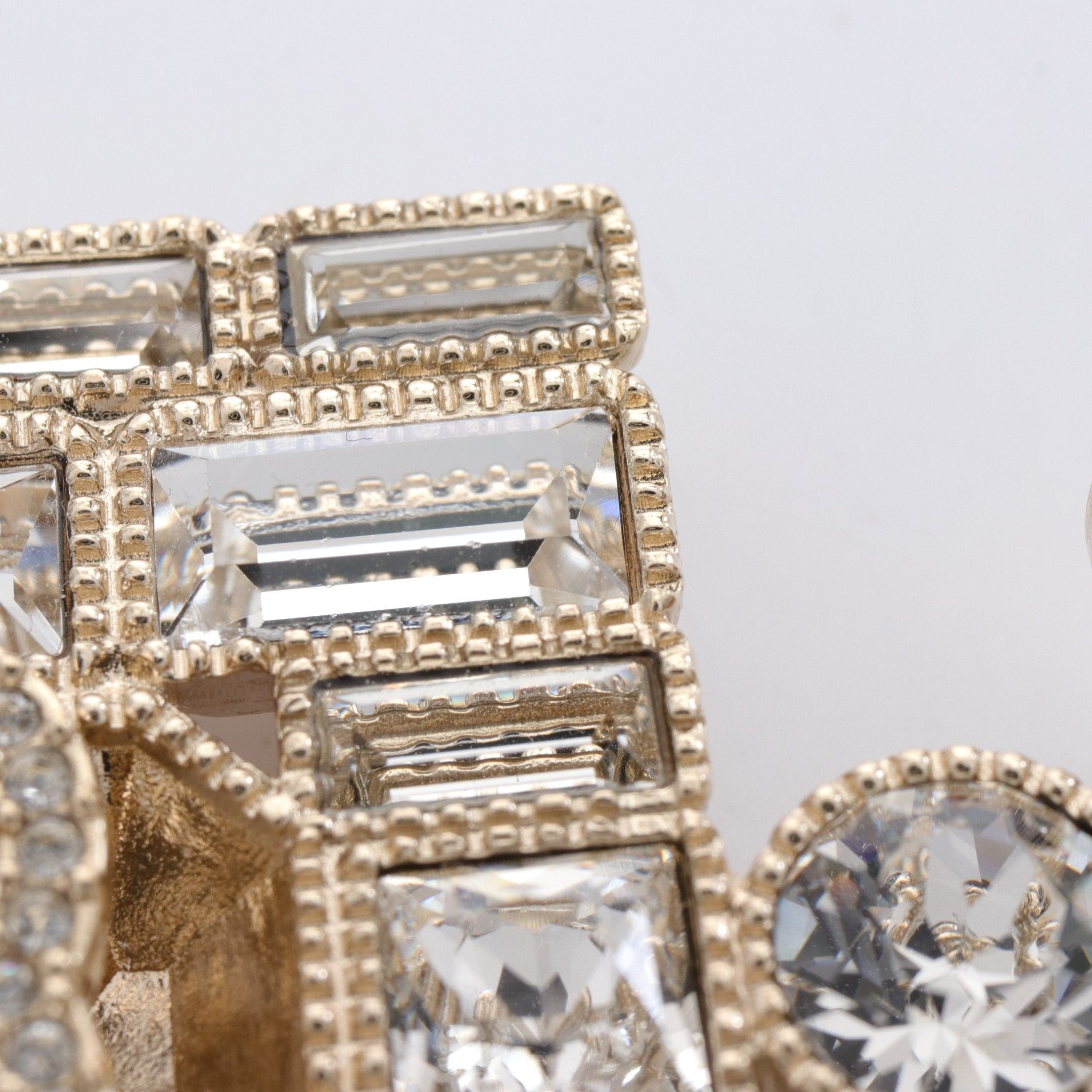Chanel Chanel Coco Mark Brooch Perfume Bottle Motif Gp Rhinestone Gold Clear B24C Size ONE SIZE - 4 Thumbnail