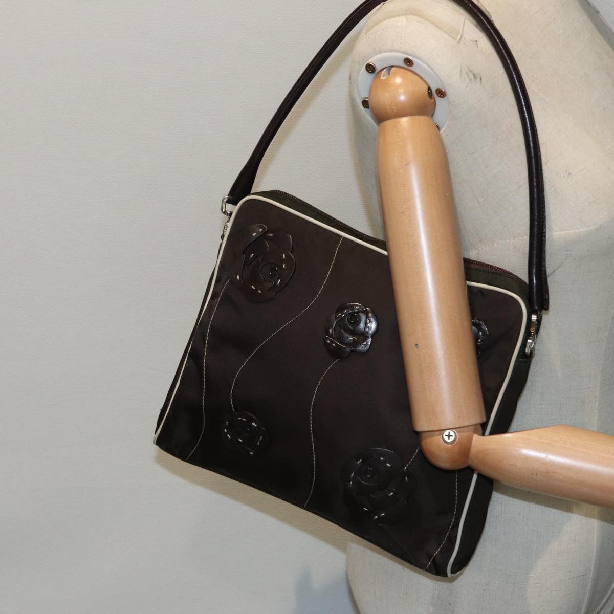 Prada Tessuto Black Synthetic Handbag (Pre-Owned) Size ONE SIZE - 16 Thumbnail