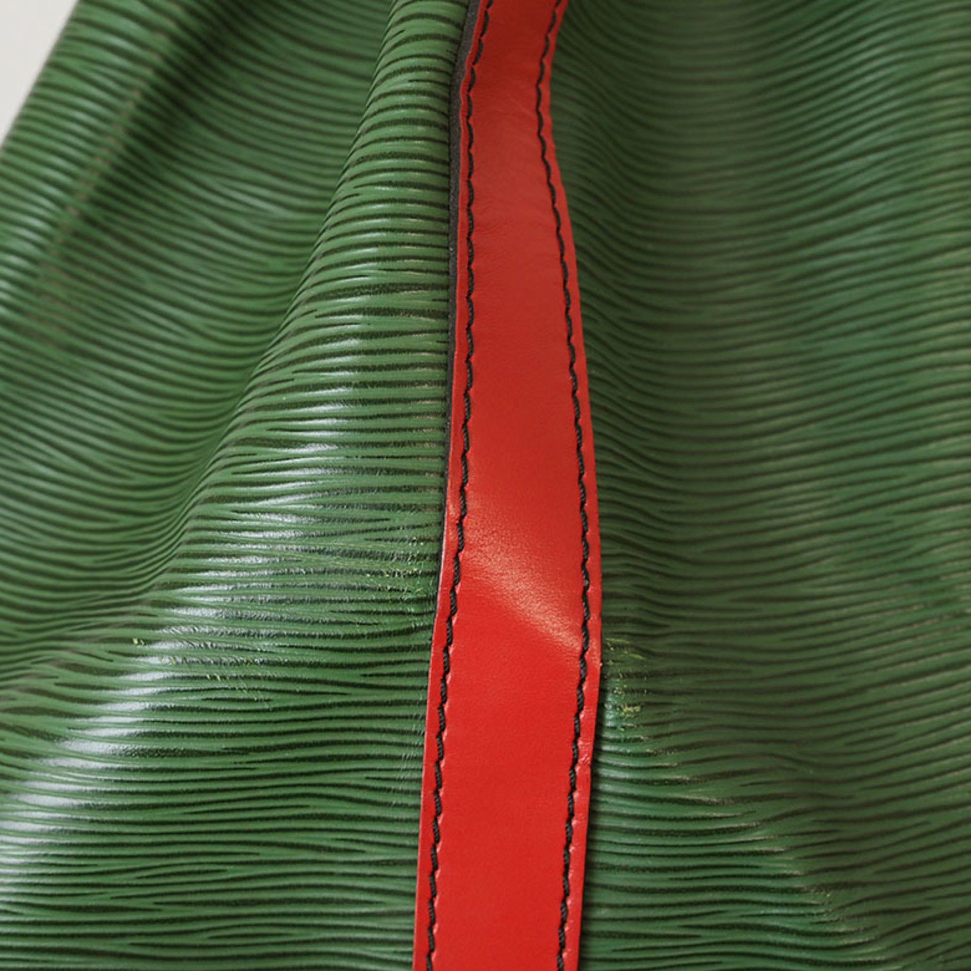Louis Vuitton Louis Vuitton Petit Noe Shoulder Bag Green M44147 Women's Epi Leather Bicolor LOUIS VUITTON Size ONE SIZE - 12 Thumbnail