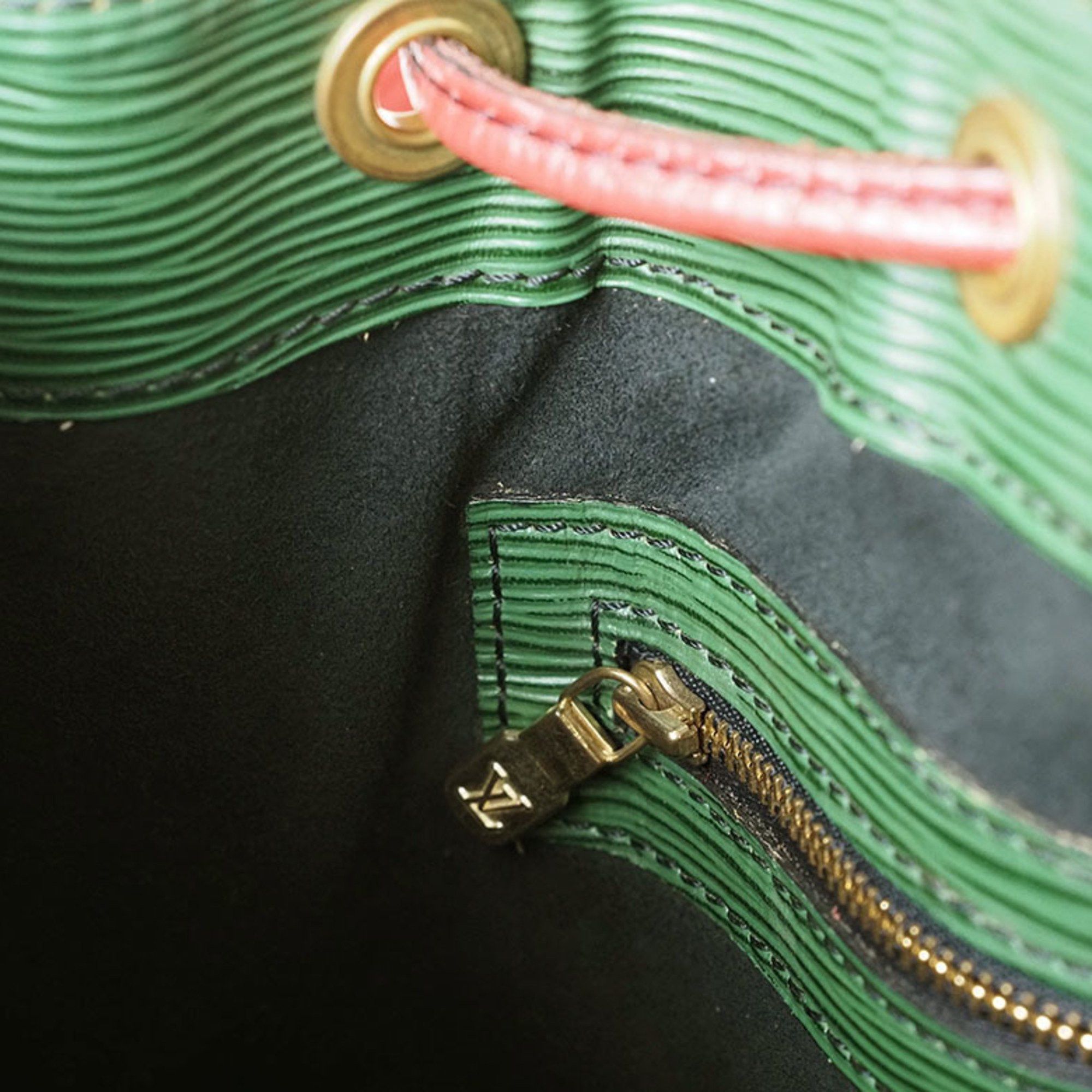 Louis Vuitton Louis Vuitton Petit Noe Shoulder Bag Green M44147 Women's Epi Leather Bicolor LOUIS VUITTON Size ONE SIZE - 13 Thumbnail