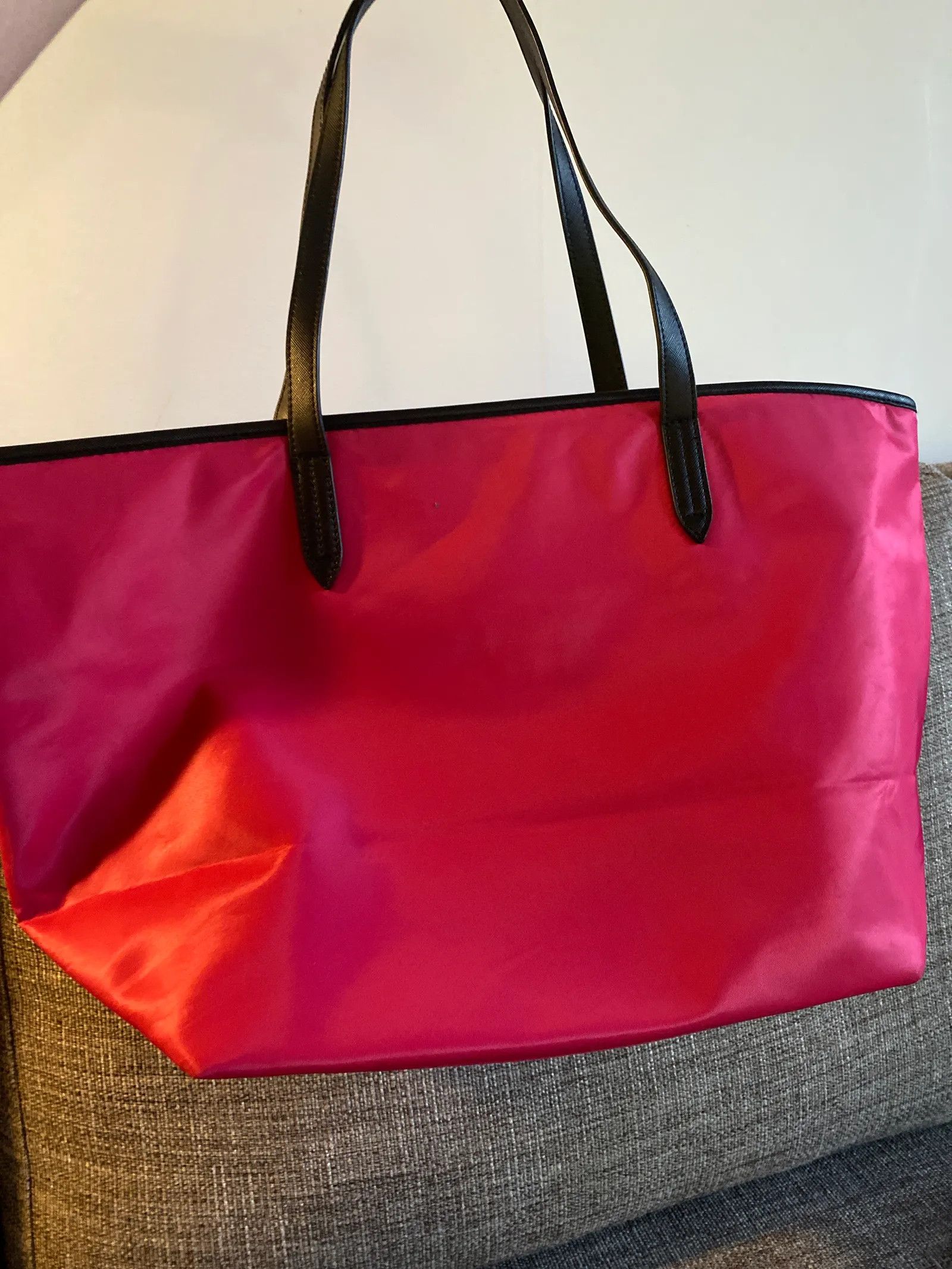 Victoria's Secret Victoria’s Secret Bucket Bag Size ONE SIZE - 3 Thumbnail
