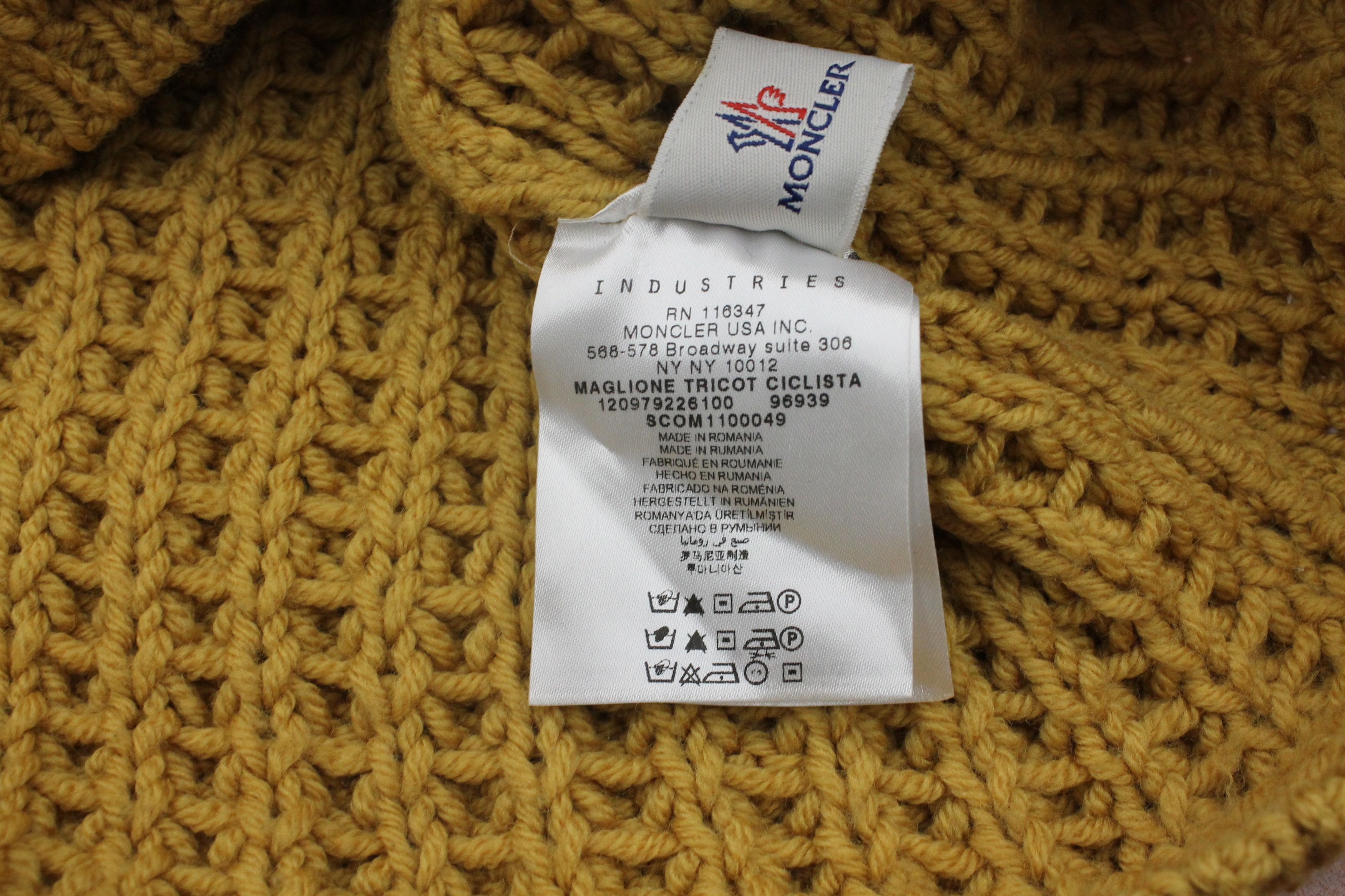 Moncler Moncler Grenoble sweater Size US L / EU 52-54 / 3 - 3 Thumbnail