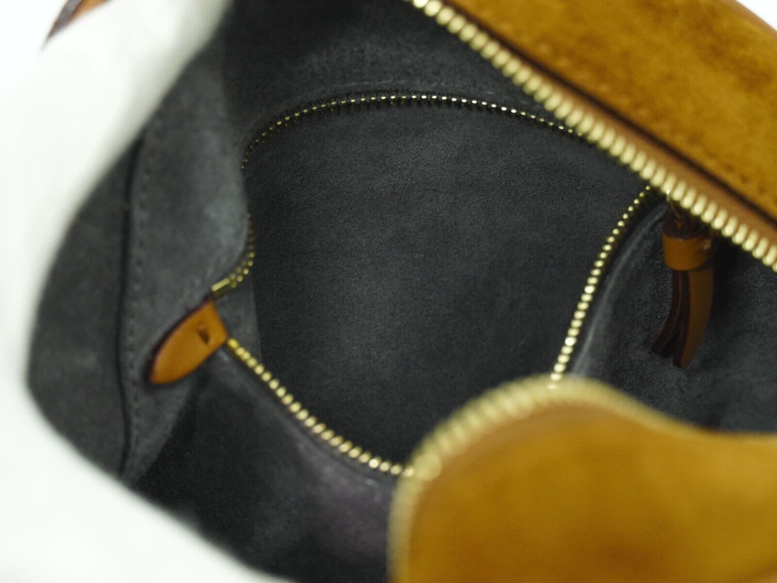 Jimmy Choo Brown Suede Handbag (Pre-Owned) Size ONE SIZE - 20 Thumbnail