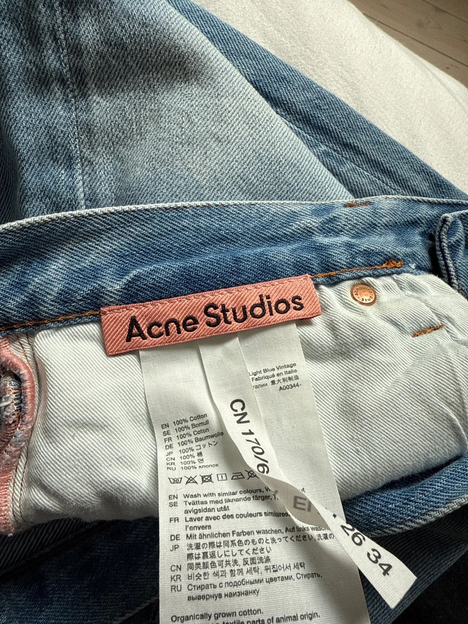 Acne Studios Acne Studios 1997 light blue vintage Jeans Size 26" / US 2 / IT 38 - 2 Thumbnail