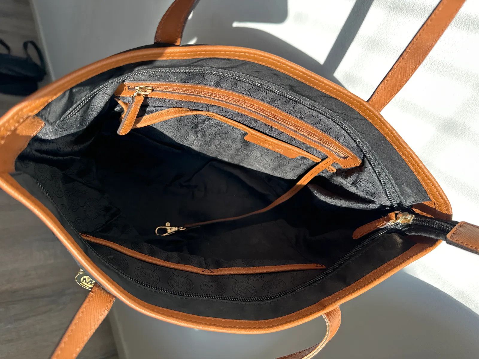 Michael Kors Michael Kors Crossbody Bag Size ONE SIZE - 6 Thumbnail