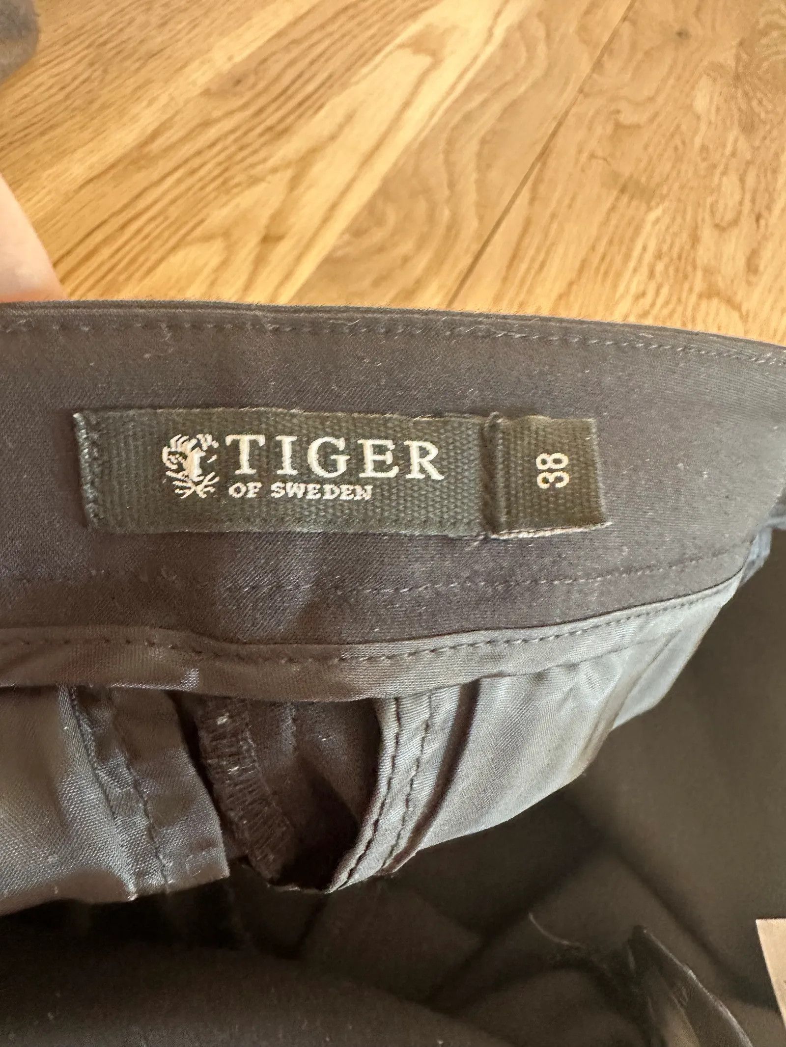 Tiger of Sweden Tiger of Sweden NOORA Pants Size 27" / US 4 / IT 40 - 2 Thumbnail