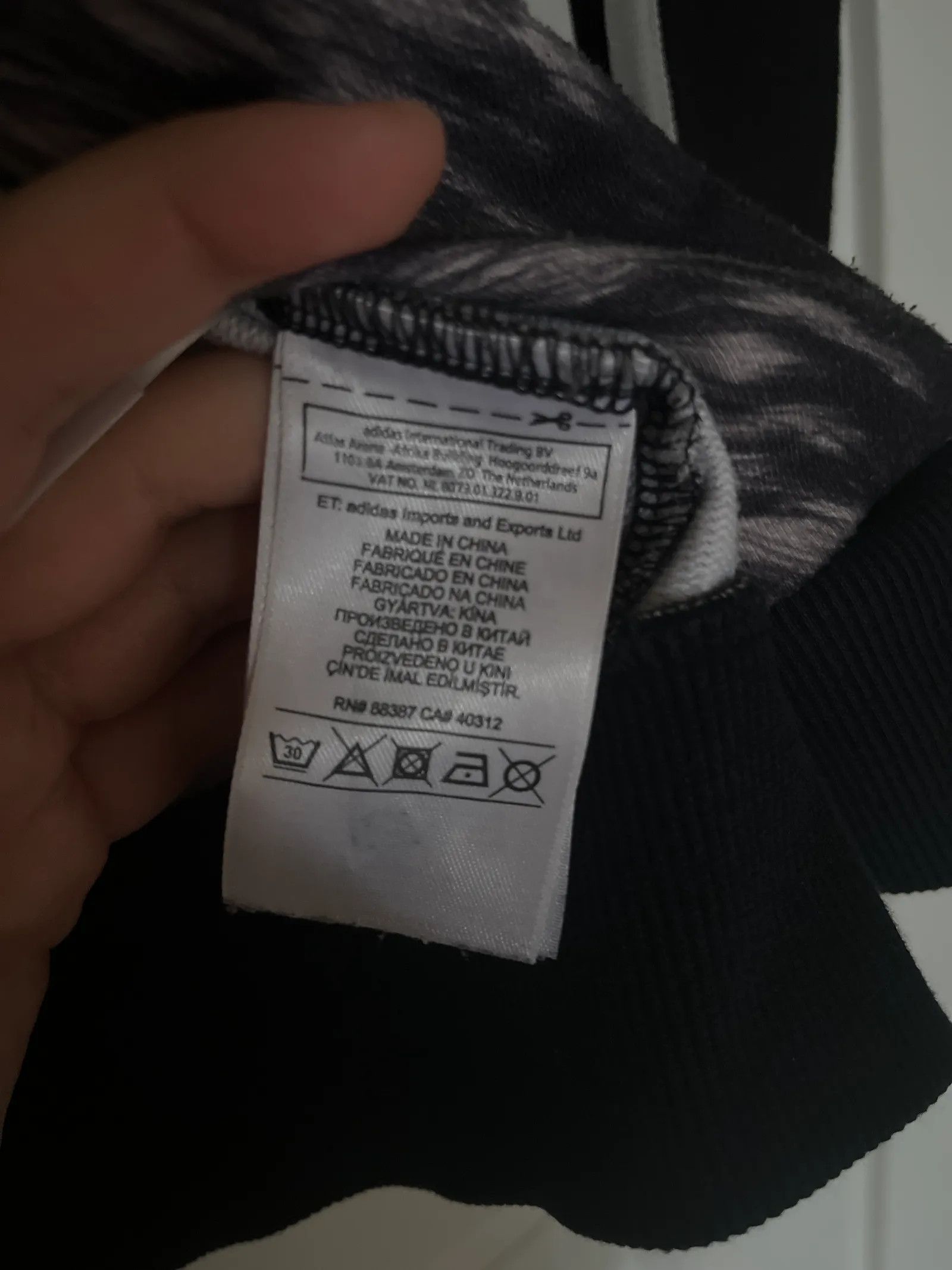 Adidas Adidas Sweater Size L / US 10 / IT 46 - 3 Thumbnail
