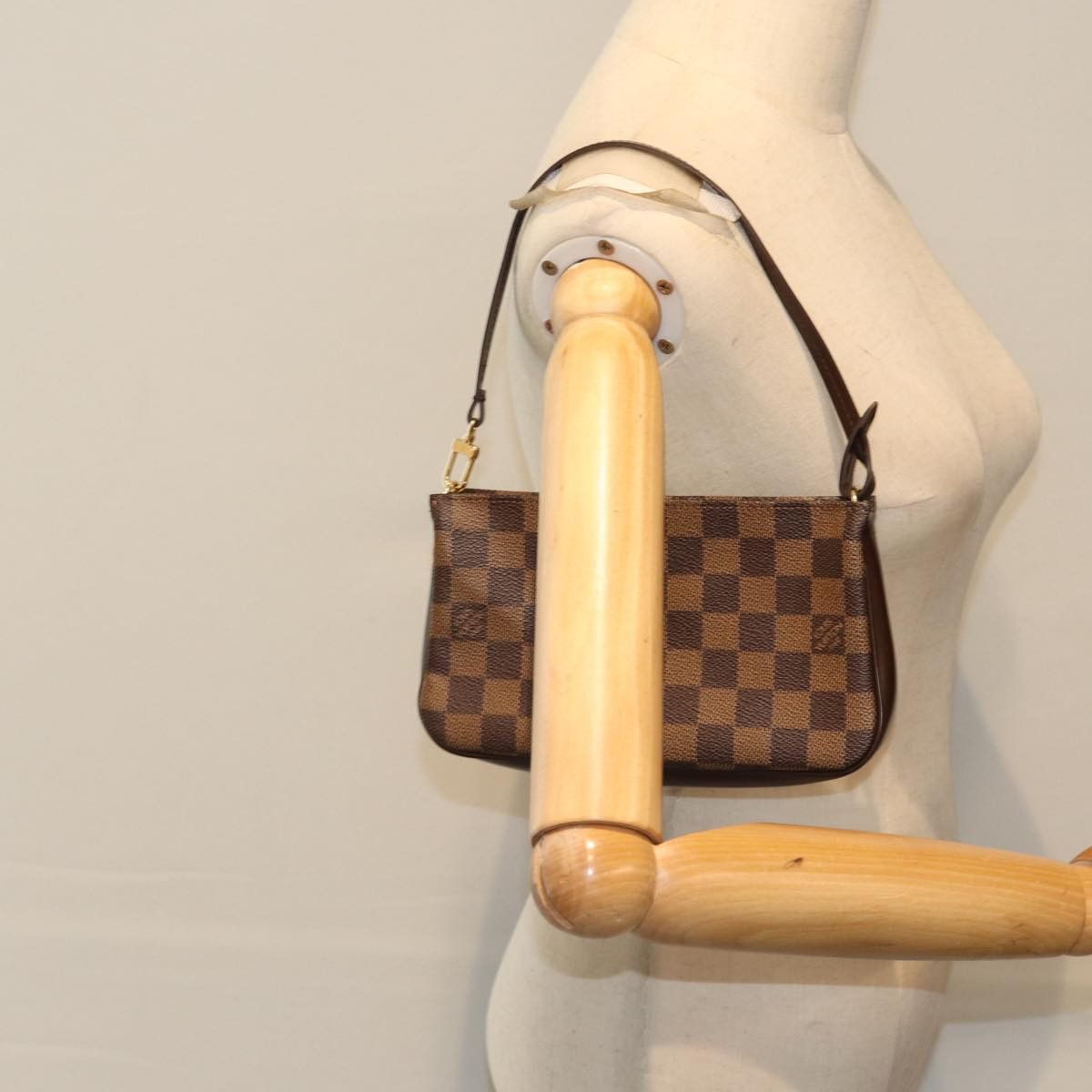 Louis Vuitton Louis Vuitton Pochette Accessoire clutch Size ONE SIZE - 11 Thumbnail