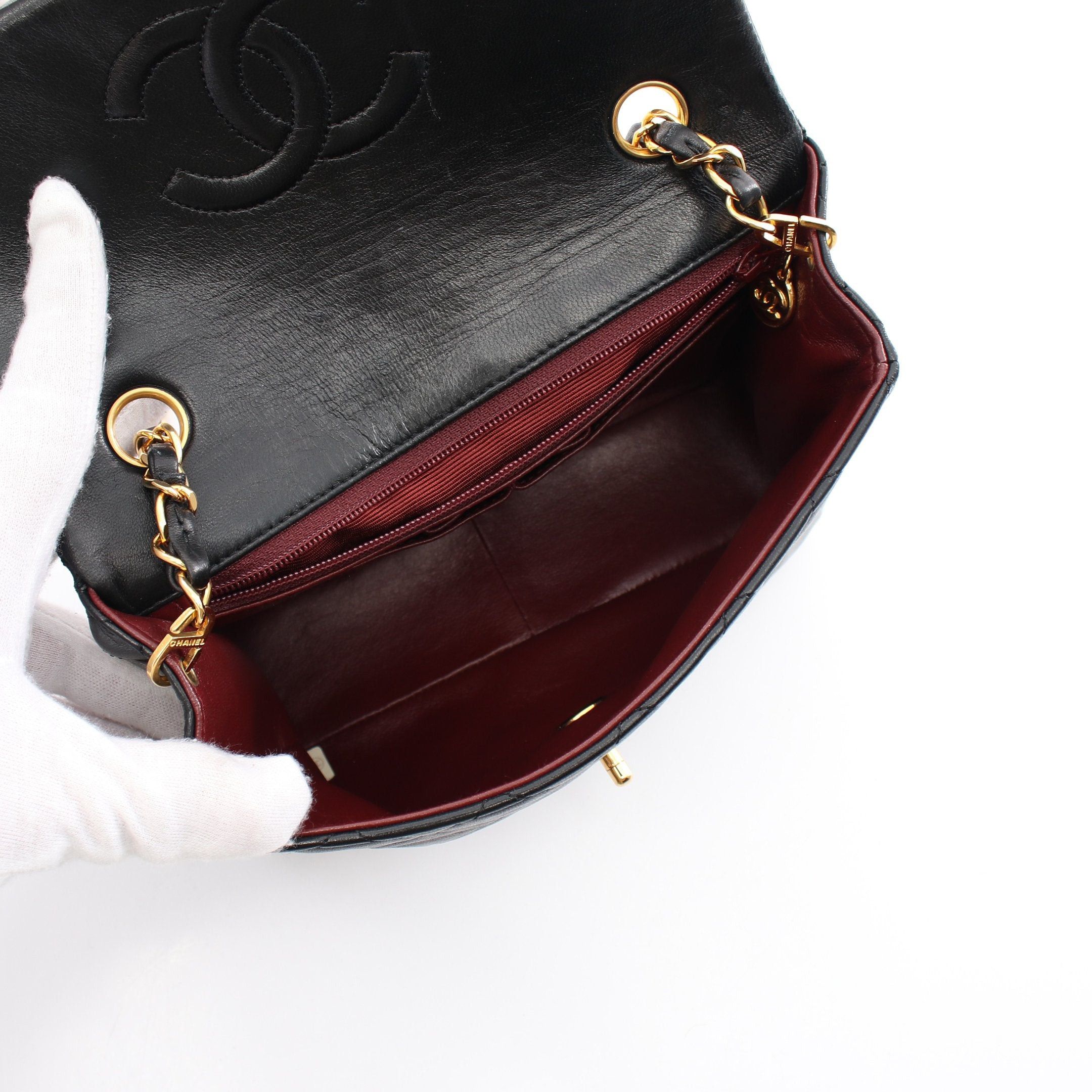 Chanel Chanel Mini Matelasse 20 Chain Shoulder Bag Lambskin Black Gold Hardware Size ONE SIZE - 3 Thumbnail