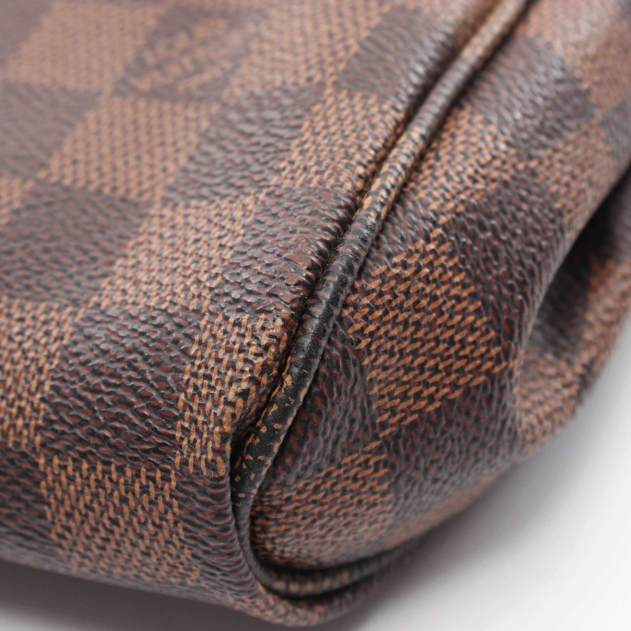 Louis Vuitton Louis Vuitton Favorite Mm Damier Ebene Chain Handbag Leather Brown Size ONE SIZE - 6 Thumbnail