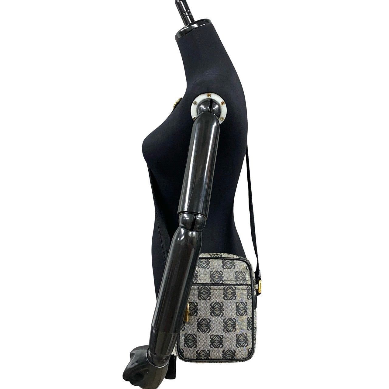 Loewe Loewe Shoulder Bag Black Leather Size ONE SIZE - 2 Thumbnail