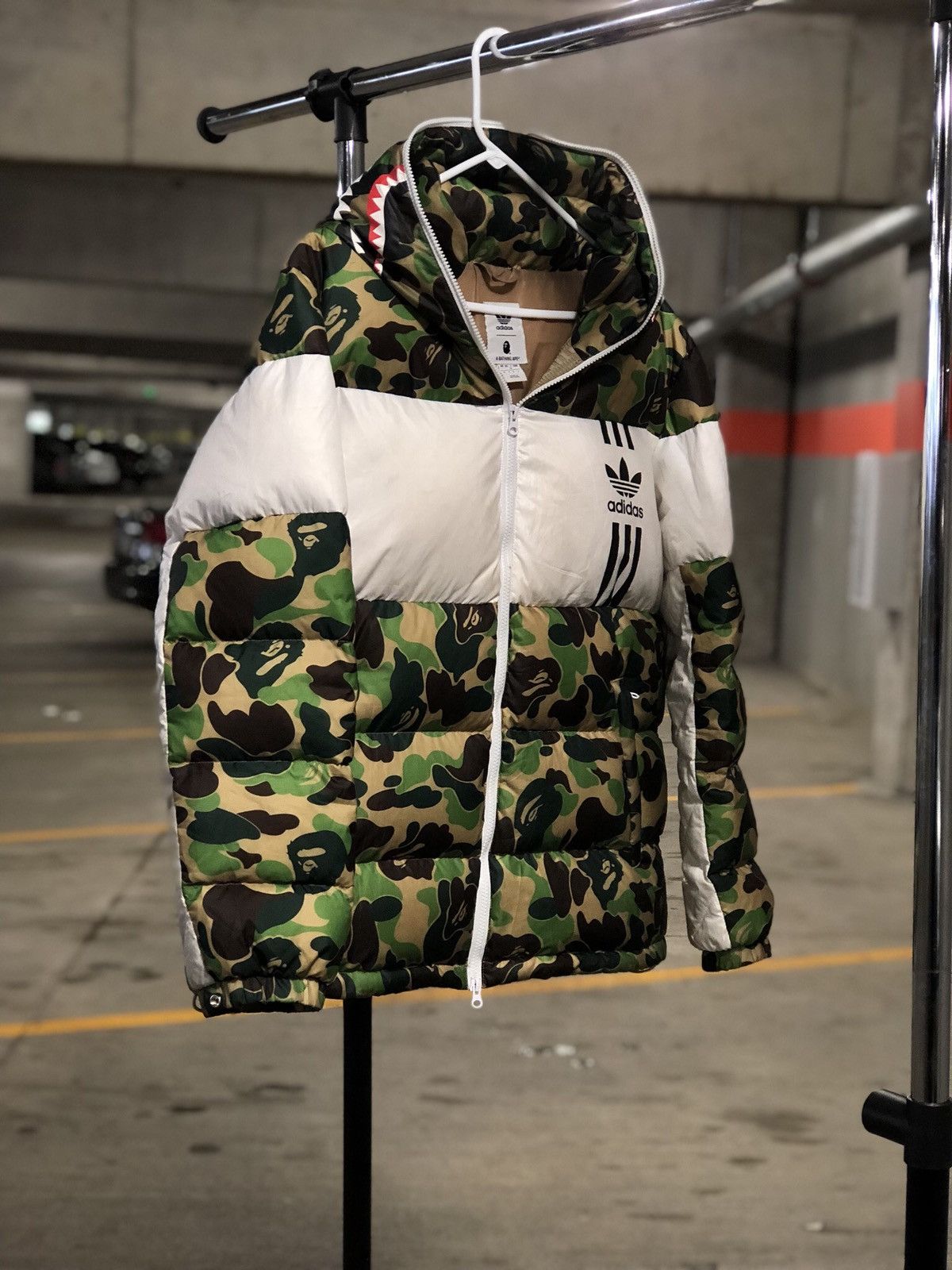 x adidas 迷彩ジャケット　サイズm Ape A Bathing