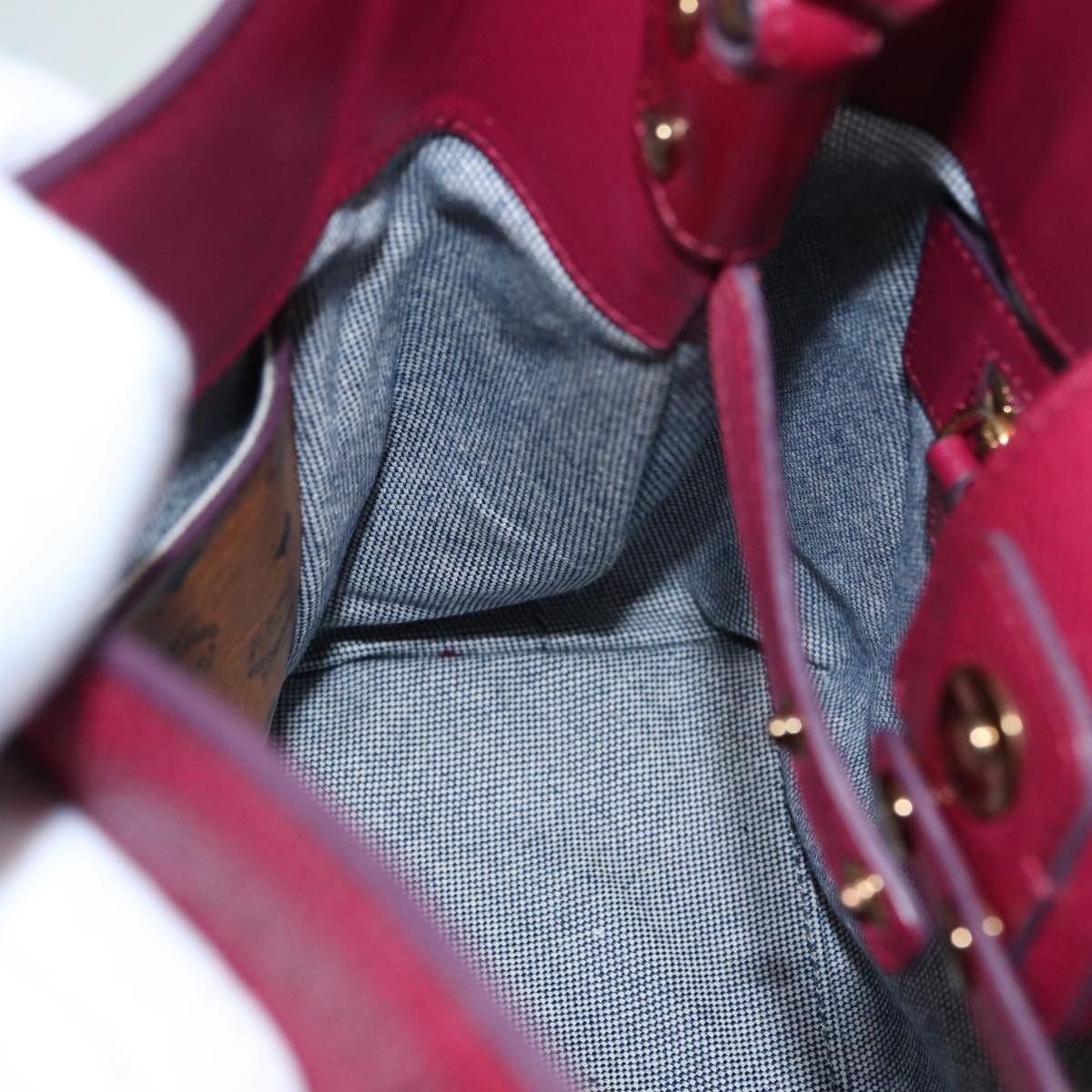 MCM Burgundy Leather Handbag (Pre-Owned) Size ONE SIZE - 18 Thumbnail