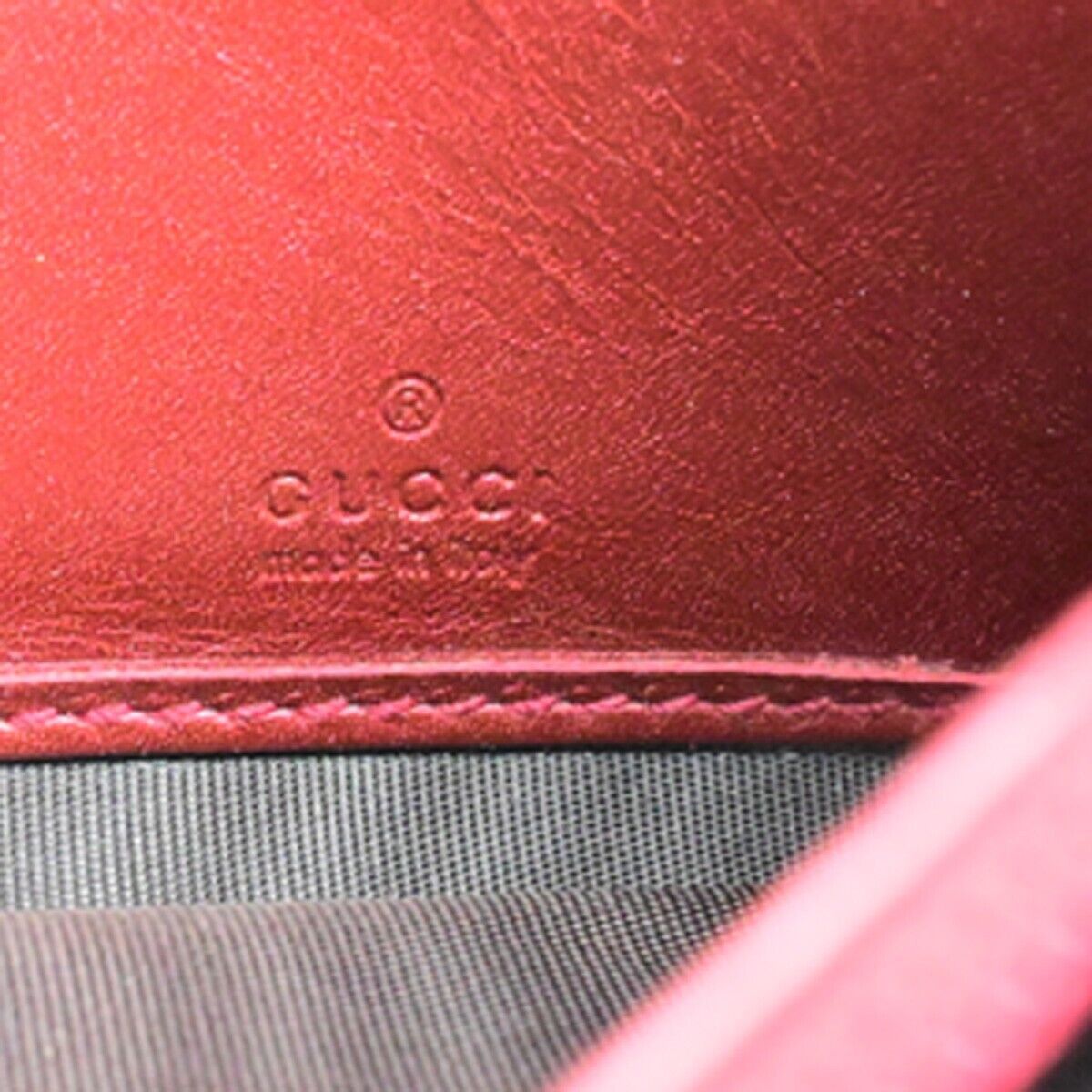 Gucci Lovely Heart Red Patent Leather Wallet (Pre-Owned) Size ONE SIZE - 10 Thumbnail