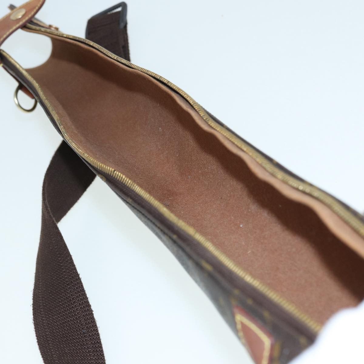 Louis Vuitton Lv America's Cup Brown Canvas Clutch Bag (Pre-Owned) Size ONE SIZE - 7 Thumbnail