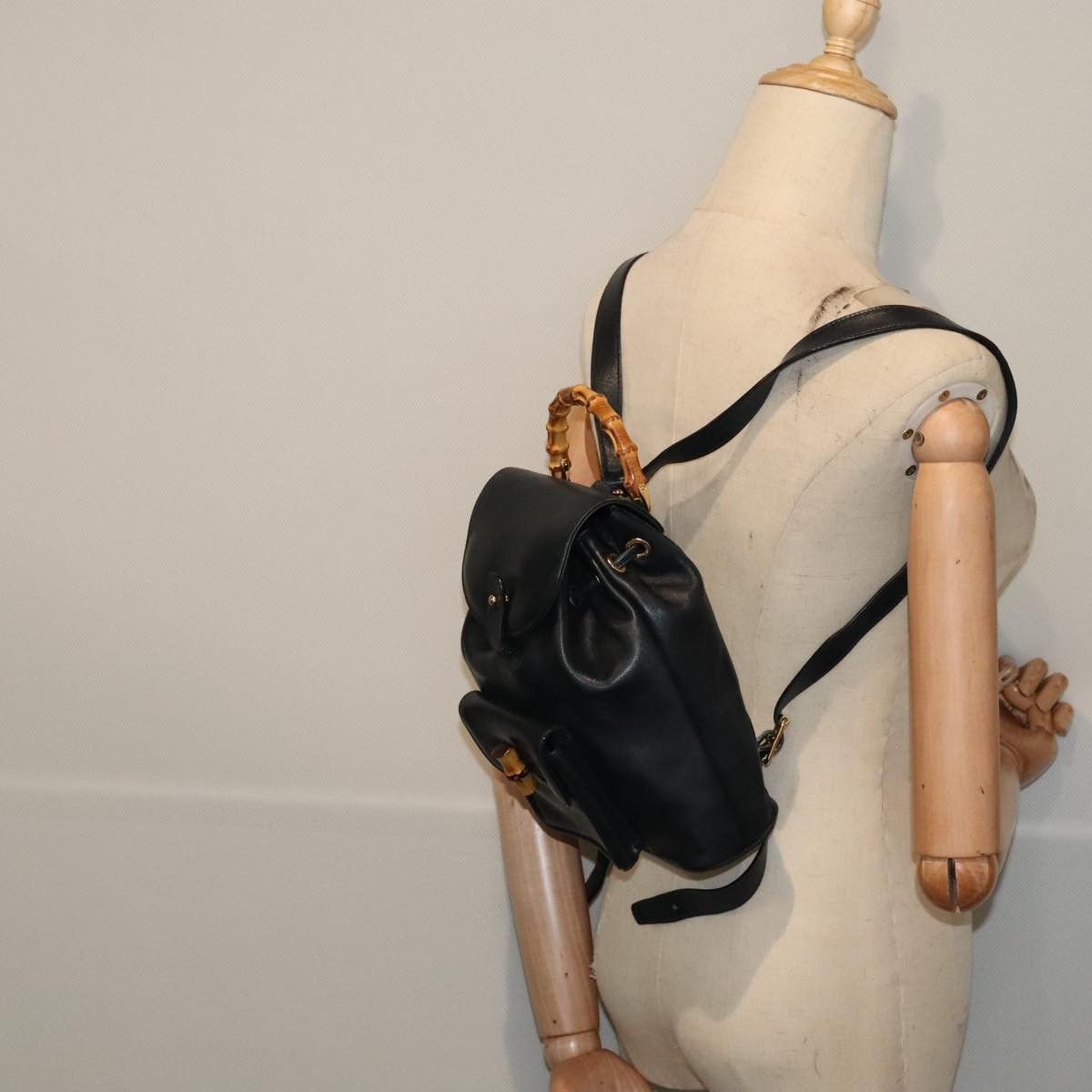 Gucci Bamboo Navy Leather Backpack Bag (Pre-Owned) Size ONE SIZE - 11 Thumbnail