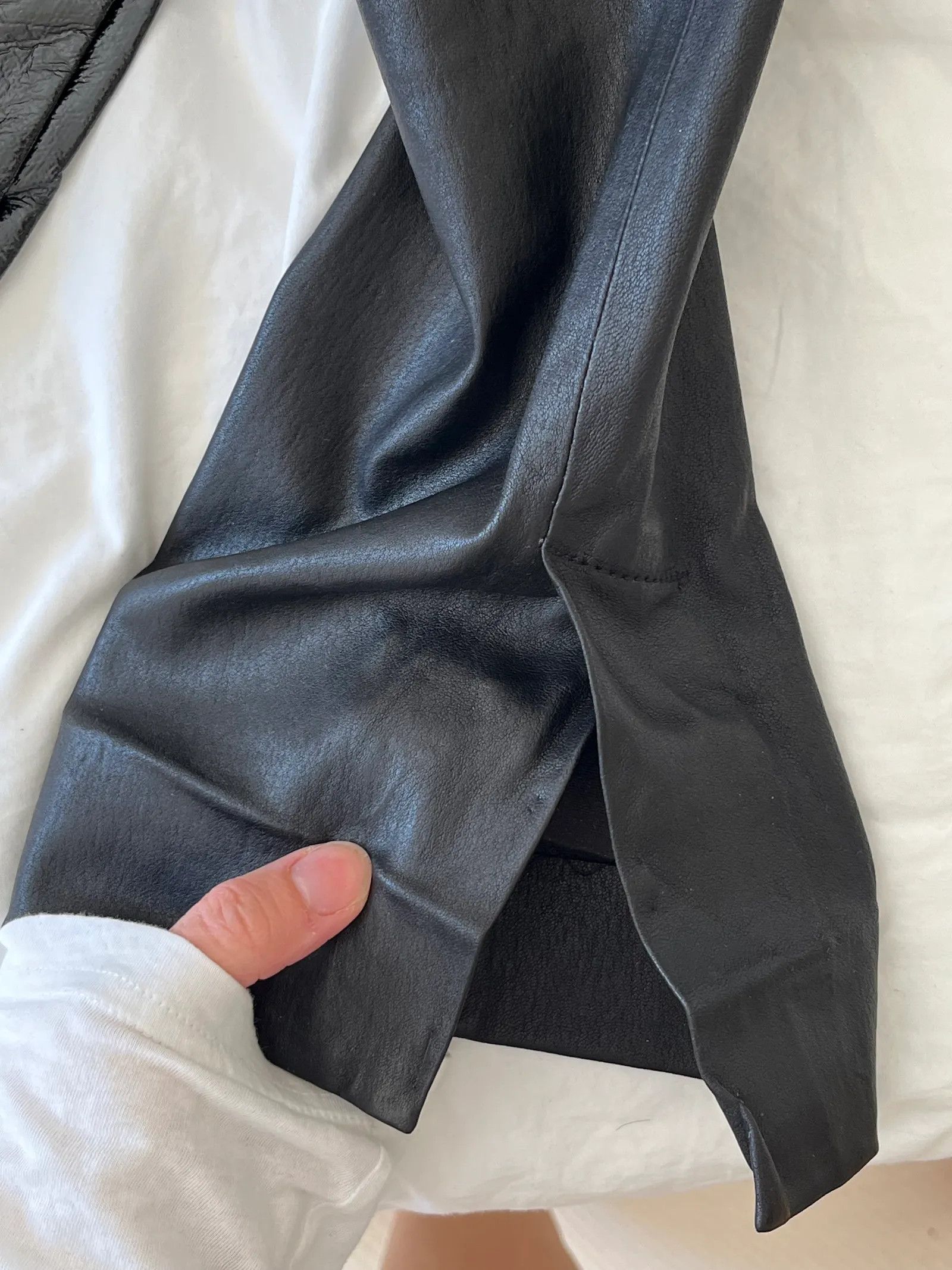 Vince Vince Slim leather pants Pants Size 25" / US 0 / IT 36 - 4 Thumbnail