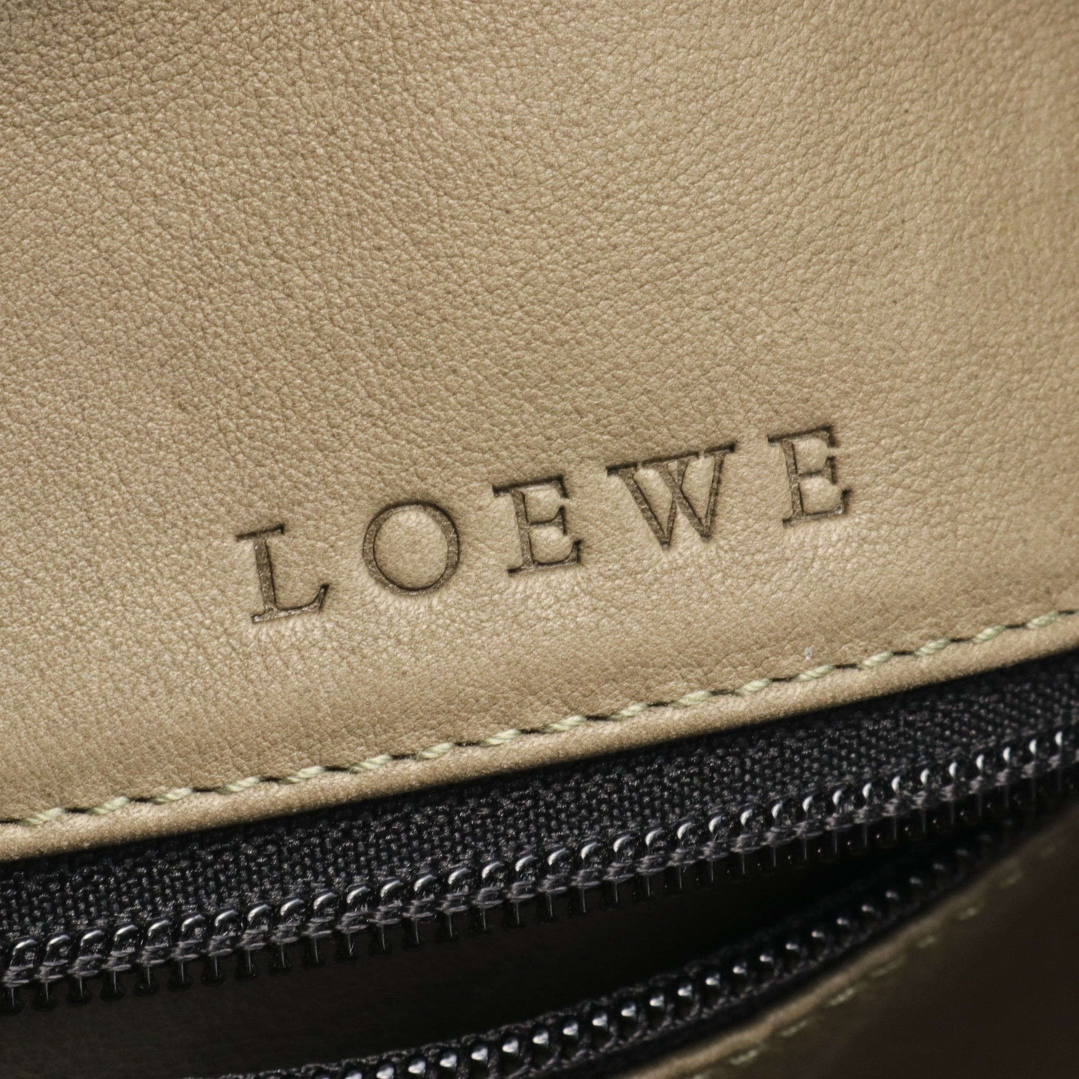 Loewe Loewe Amazona32 Handbag Suede Leather Gray Green Black Size ONE SIZE - 4 Thumbnail