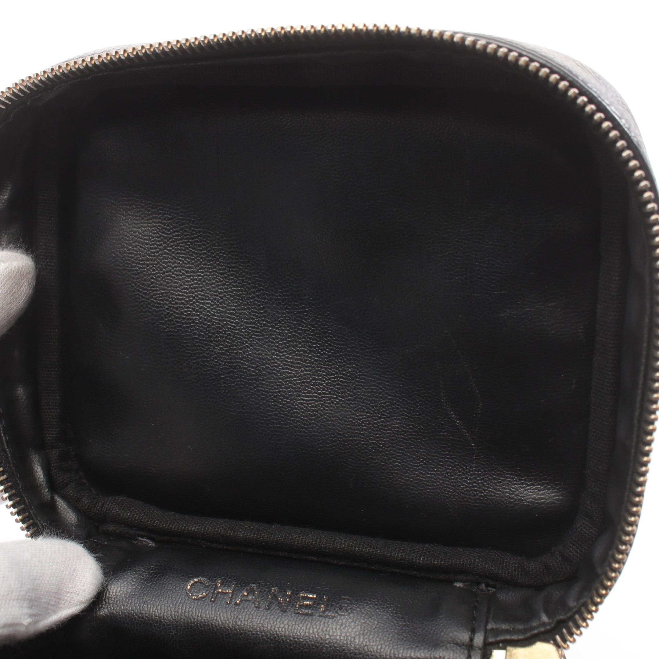 Chanel Chanel Coco Mark Handbag Vanity Bag Caviar Skin Black Gold Hardware Size ONE SIZE - 7 Thumbnail