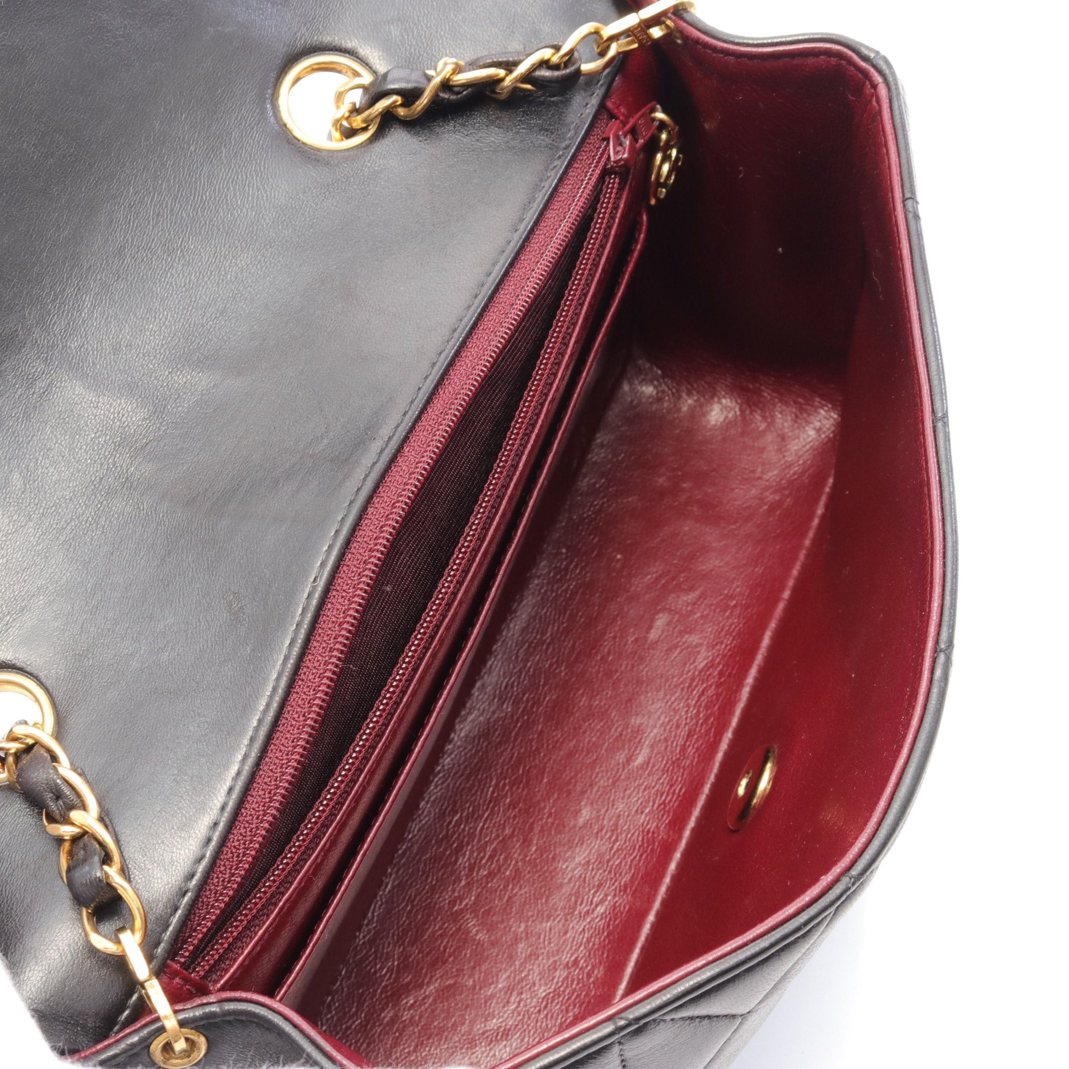 Chanel Chanel Matelasse Diana Flap Chain Shoulder Bag Lambskin Black Gold Hardware Size ONE SIZE - 3 Thumbnail