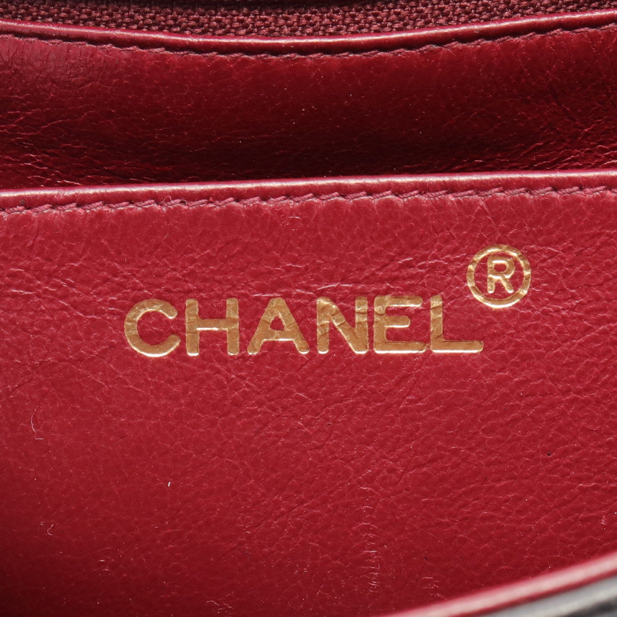 Chanel Chanel Matelasse Diana Flap Chain Shoulder Bag Lambskin Black Gold Hardware Size ONE SIZE - 4 Thumbnail
