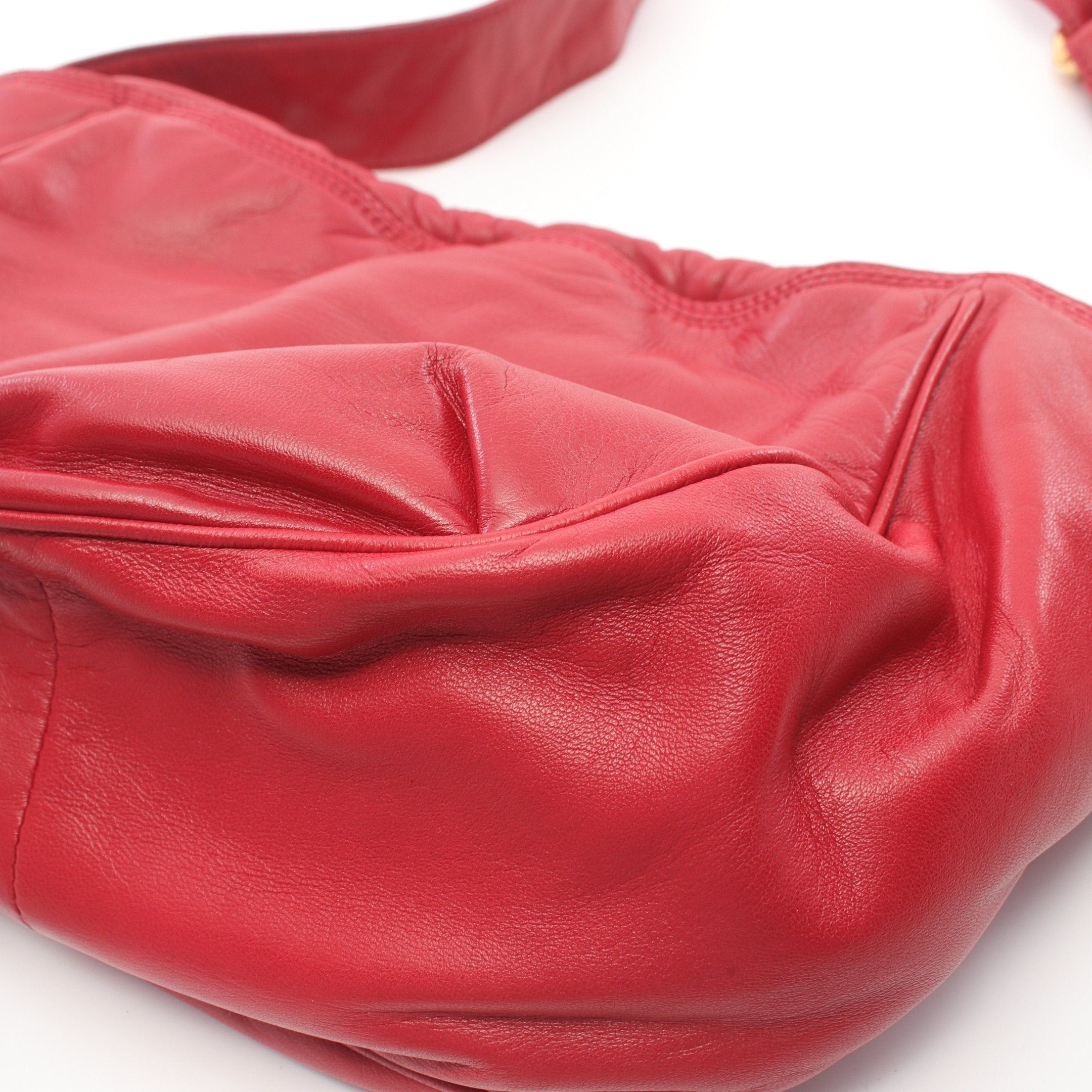 Loewe Loewe Anagram Shoulder Bag Leather Red Size ONE SIZE - 7 Thumbnail