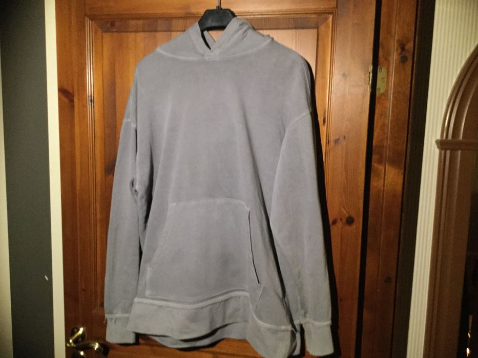 H&m store yeezy sweatshirt