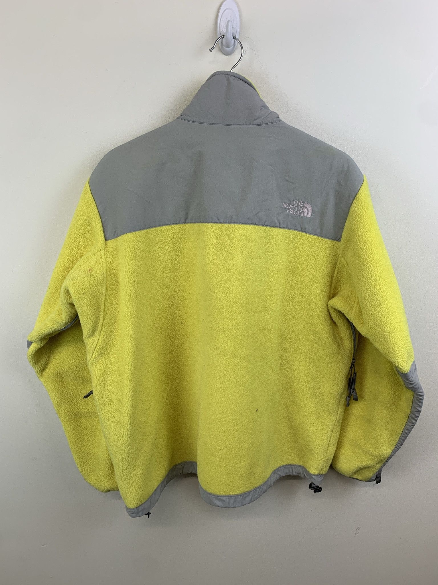 The North Face Vintage 1990s The North Face Yellow Grey Denali Feece Size S (L) Size US S / EU 44-46 / 1 - 4 Thumbnail