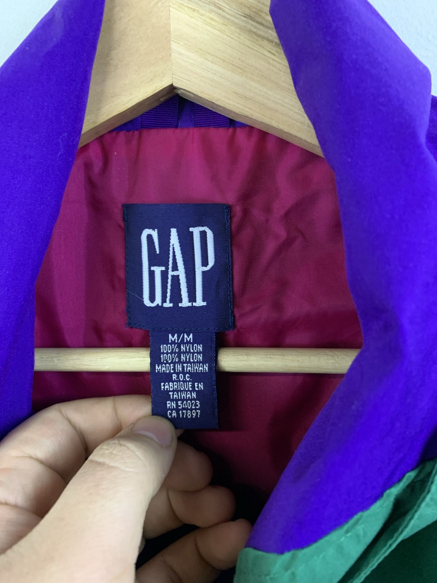 Gap × Vintage Vintage 1990s Gap Green Windbreaker Size M Size US M / EU 48-50 / 2 - 2 Thumbnail