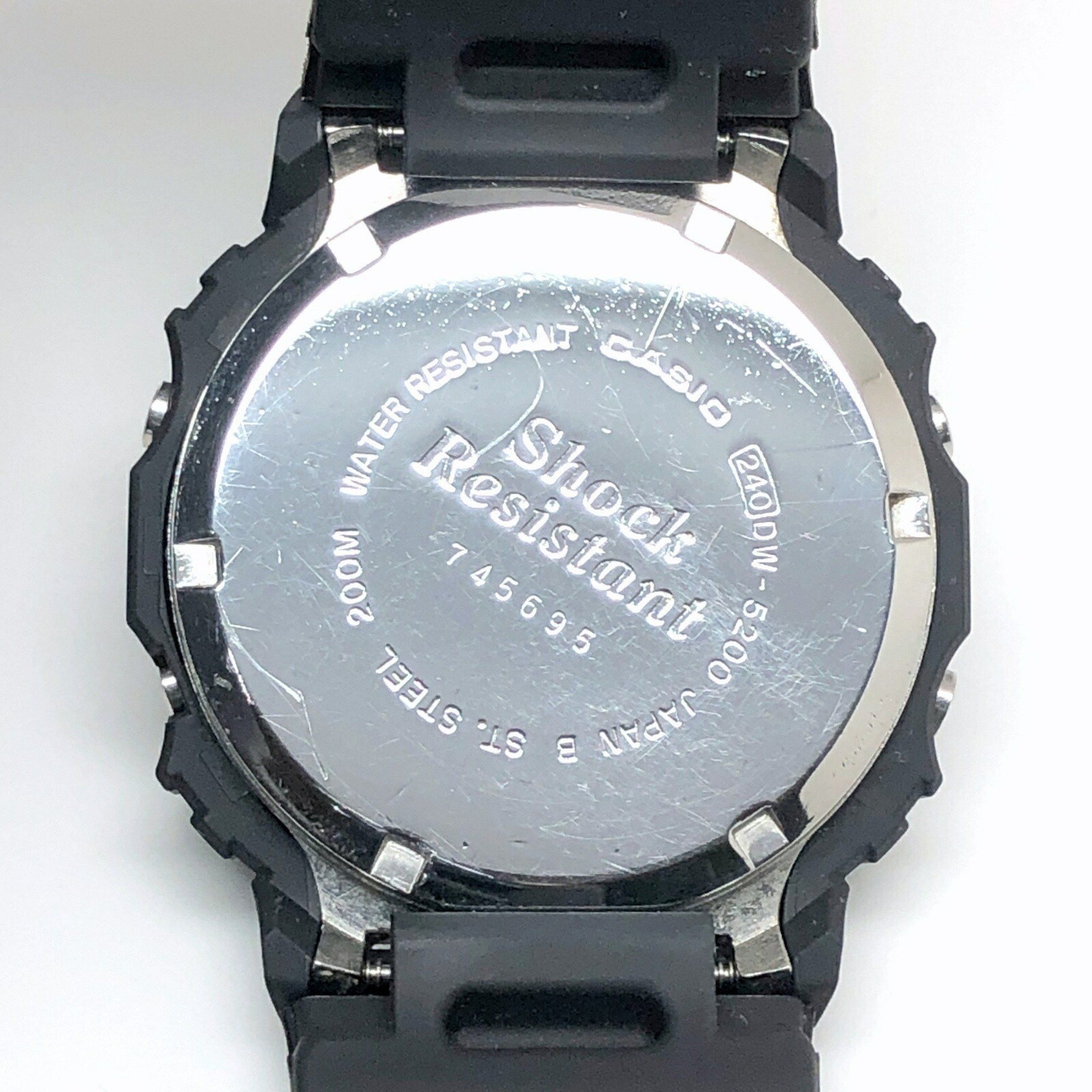 Casio G-SHOCK CASIO Watch DW-5200C-1 M240 Officially restored by Ice Hockey CM Hero Model Mirrored back Released in June 1984 Mikunigaoka Store Size ONE SIZE - 7 Thumbnail