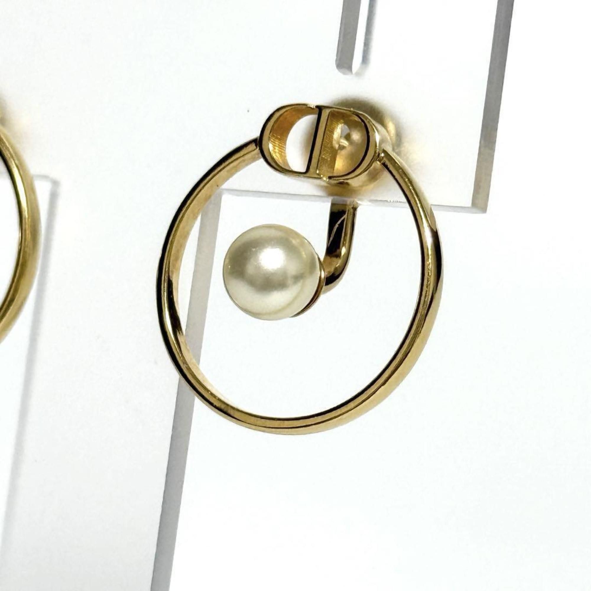 Dior Christian Dior Dior DIOR Women's 30 Montaigne Stud Earrings Size ONE SIZE - 3 Thumbnail