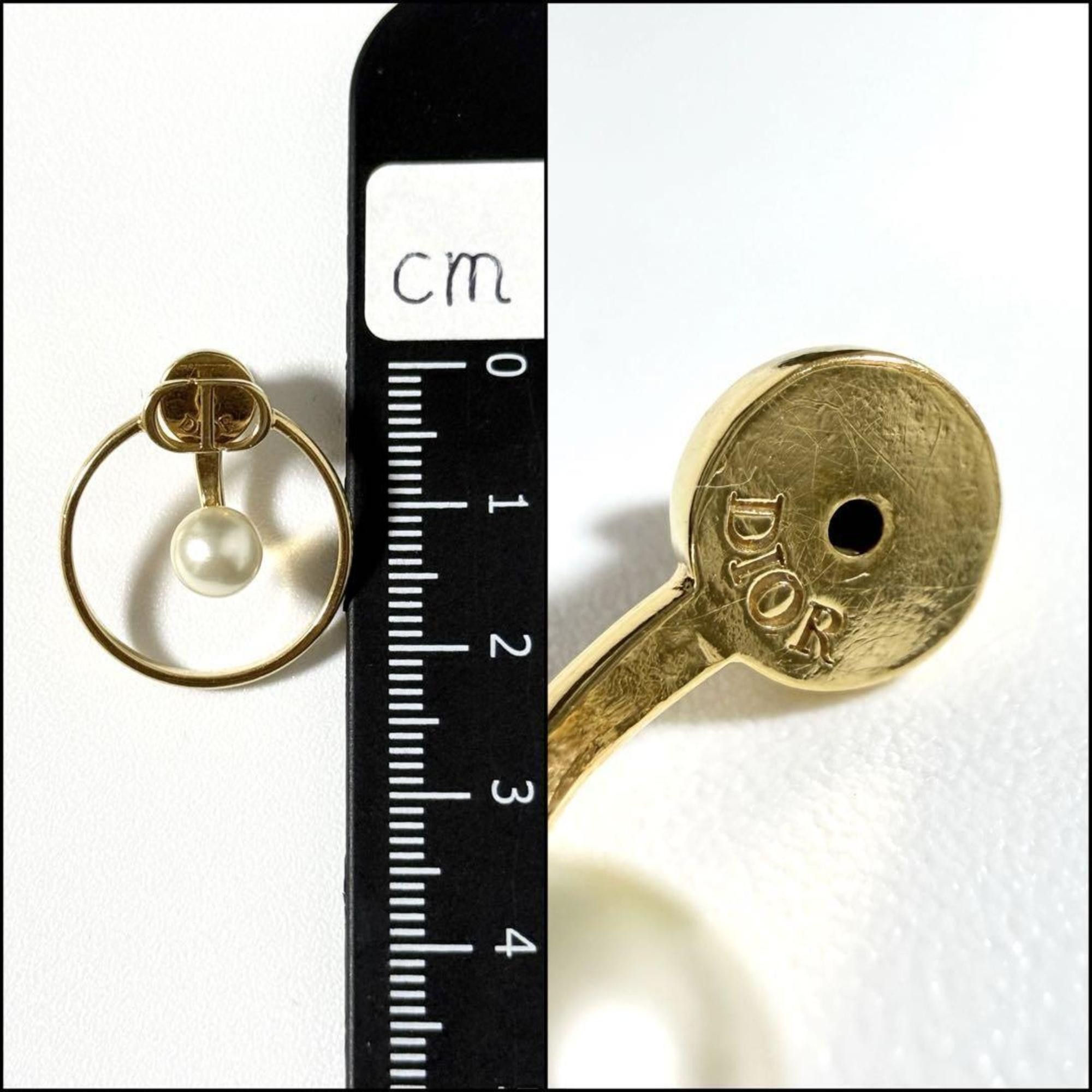 Dior Christian Dior Dior DIOR Women's 30 Montaigne Stud Earrings Size ONE SIZE - 8 Thumbnail
