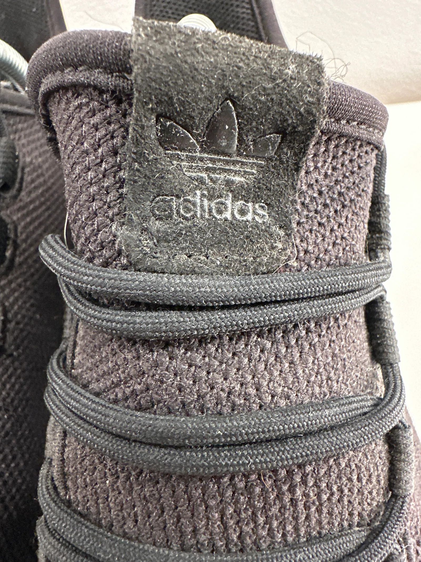Adidas Adidas Sneakers Size US 8.5 / EU 41-42 - 2 Thumbnail