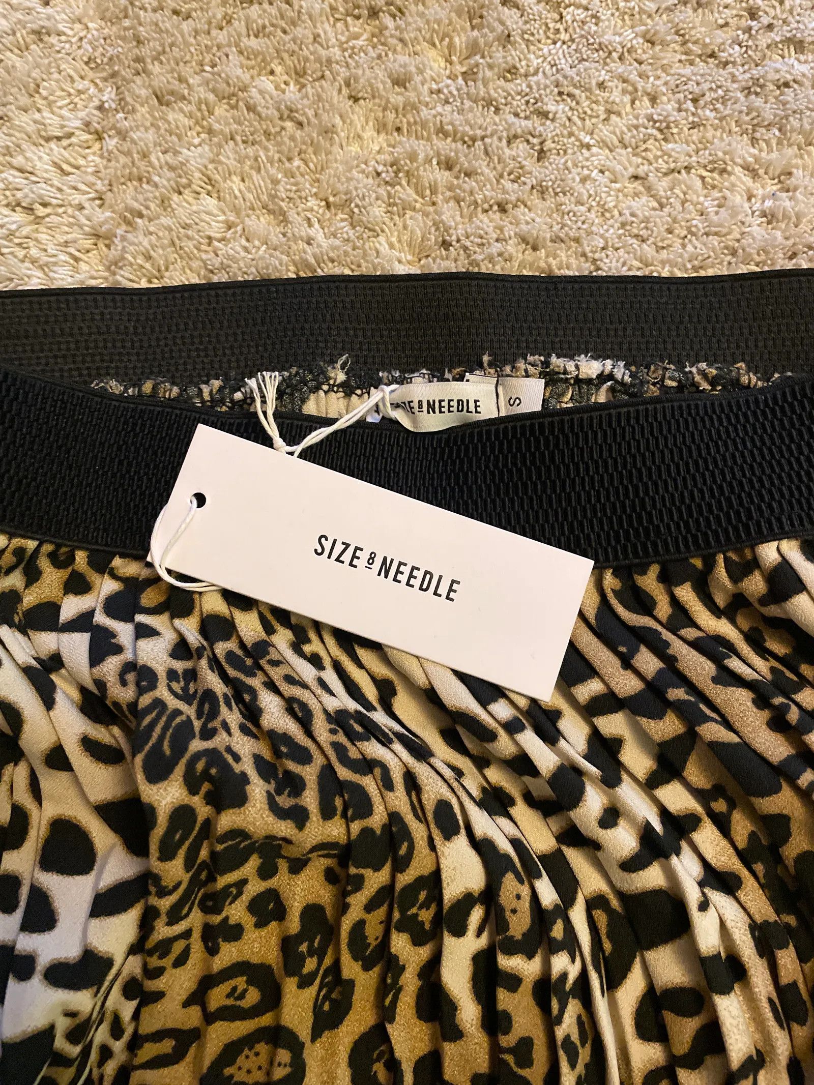size? Size & needle Skirt Size 27" / US 4 / IT 40 - 4 Thumbnail